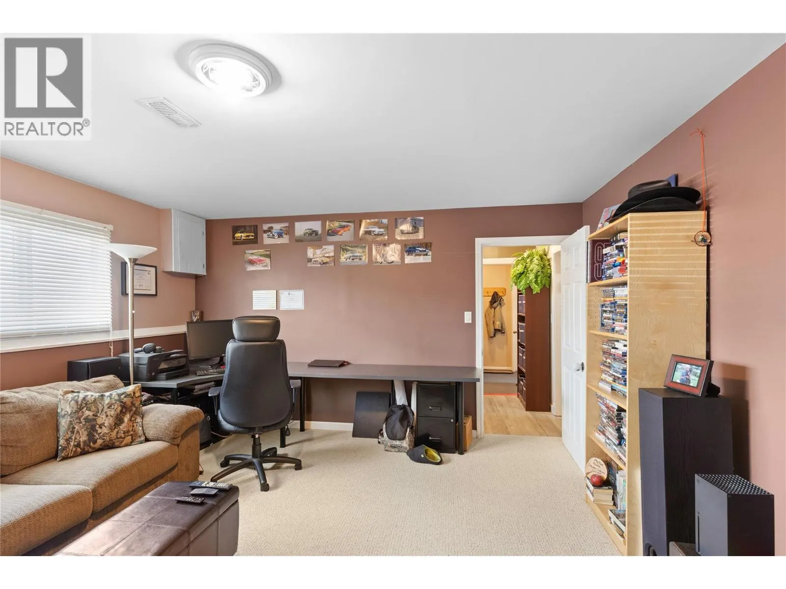 3735 Patten Crescent