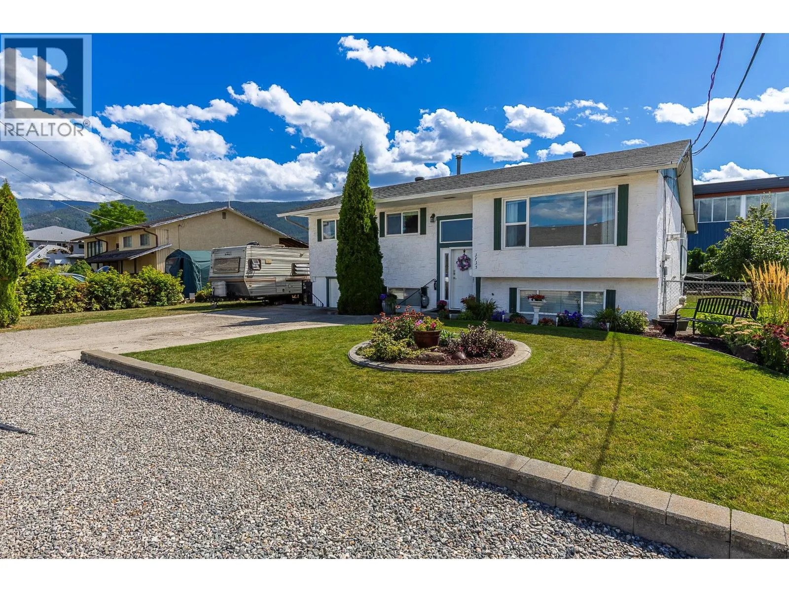 3735 Patten Crescent
