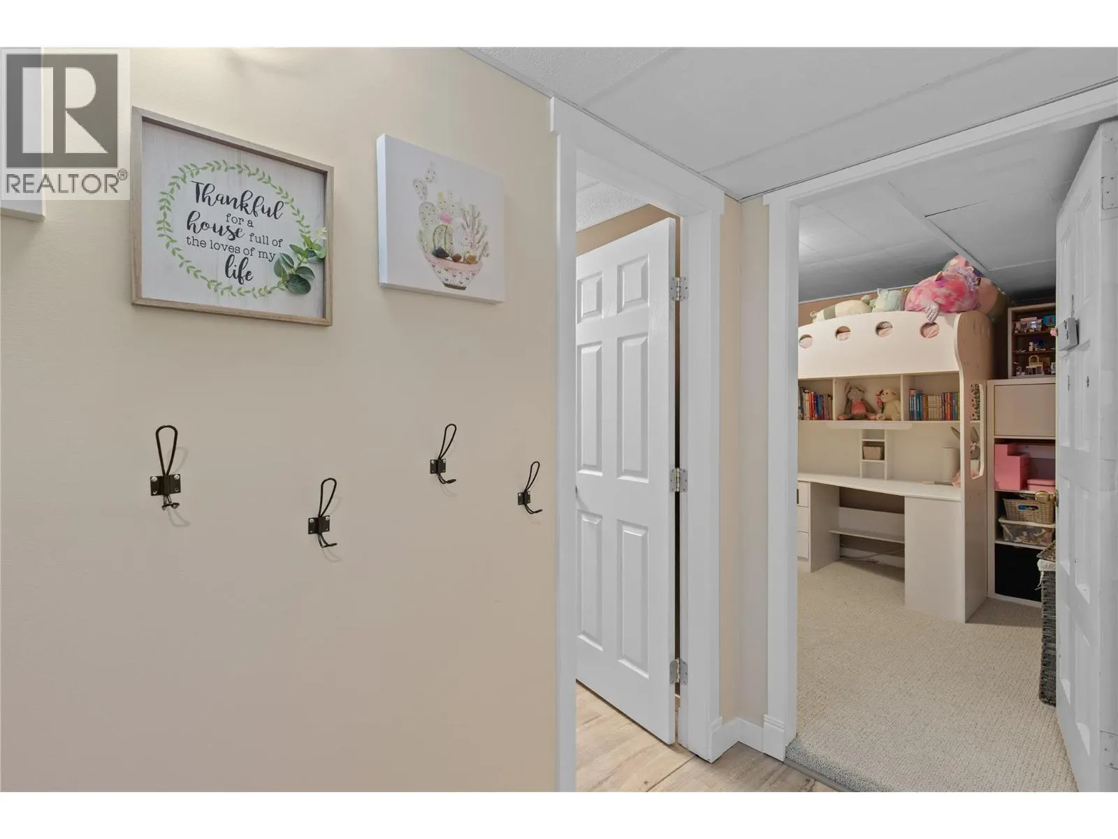 3735 Patten Crescent