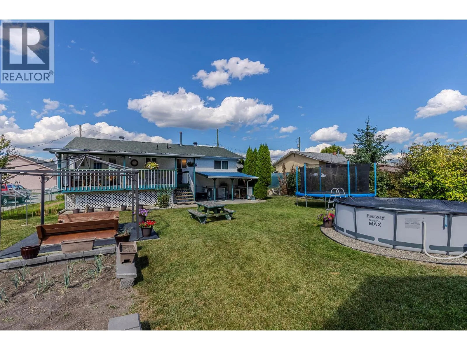 3735 Patten Crescent