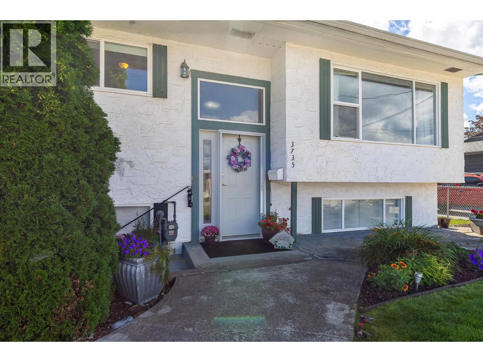 3735 Patten Crescent