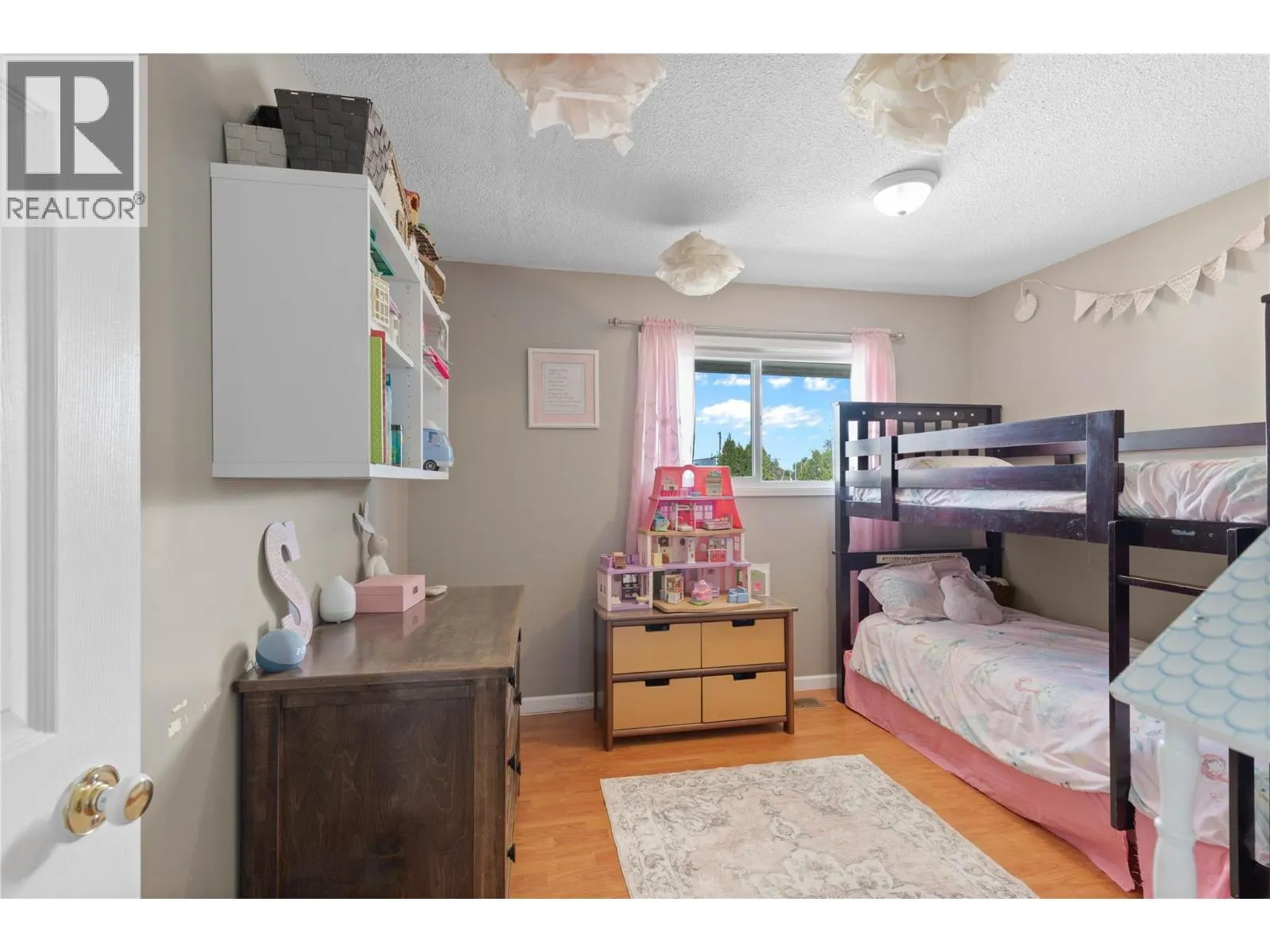 3735 Patten Crescent