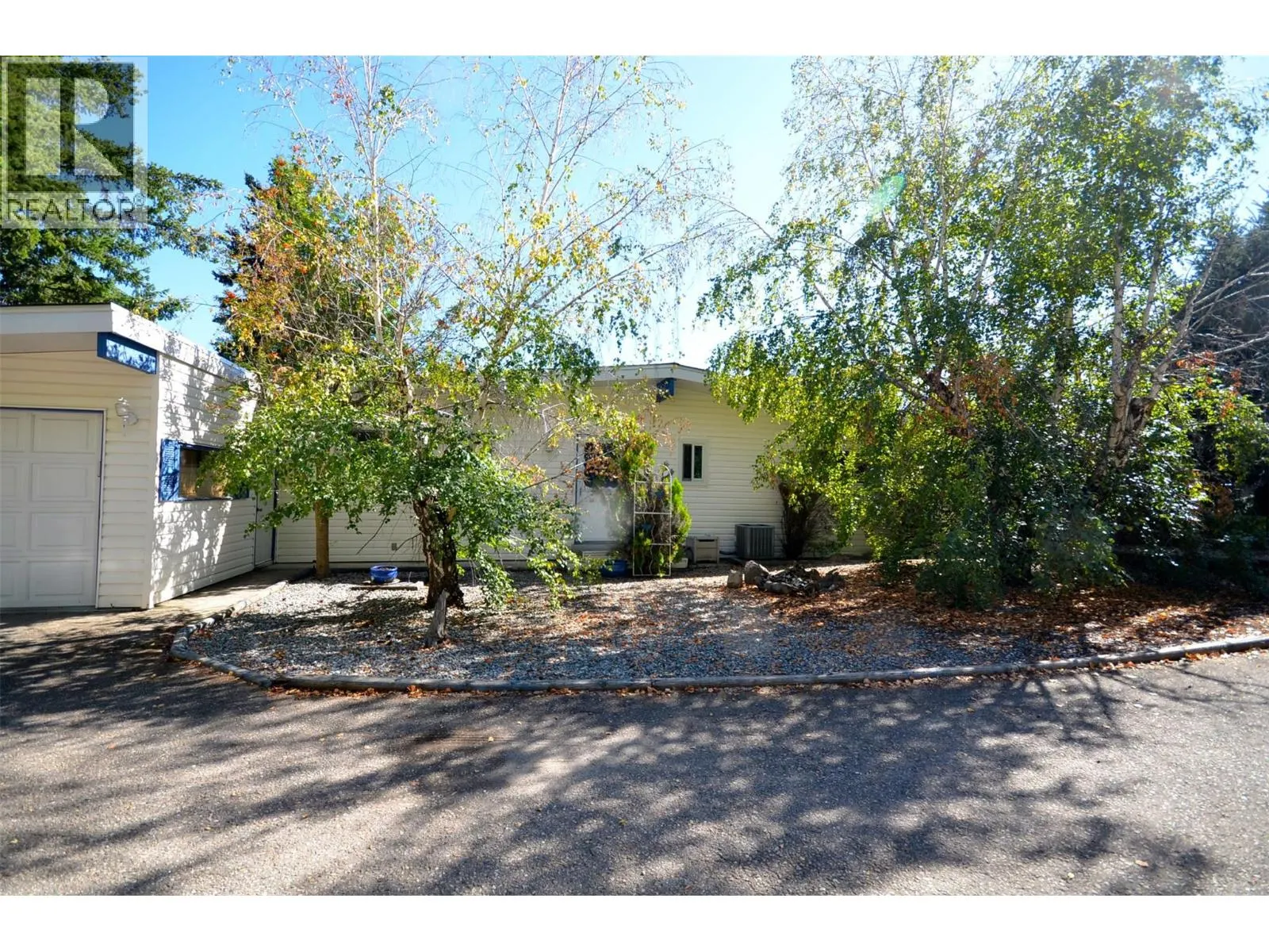 6609 Southwind Road