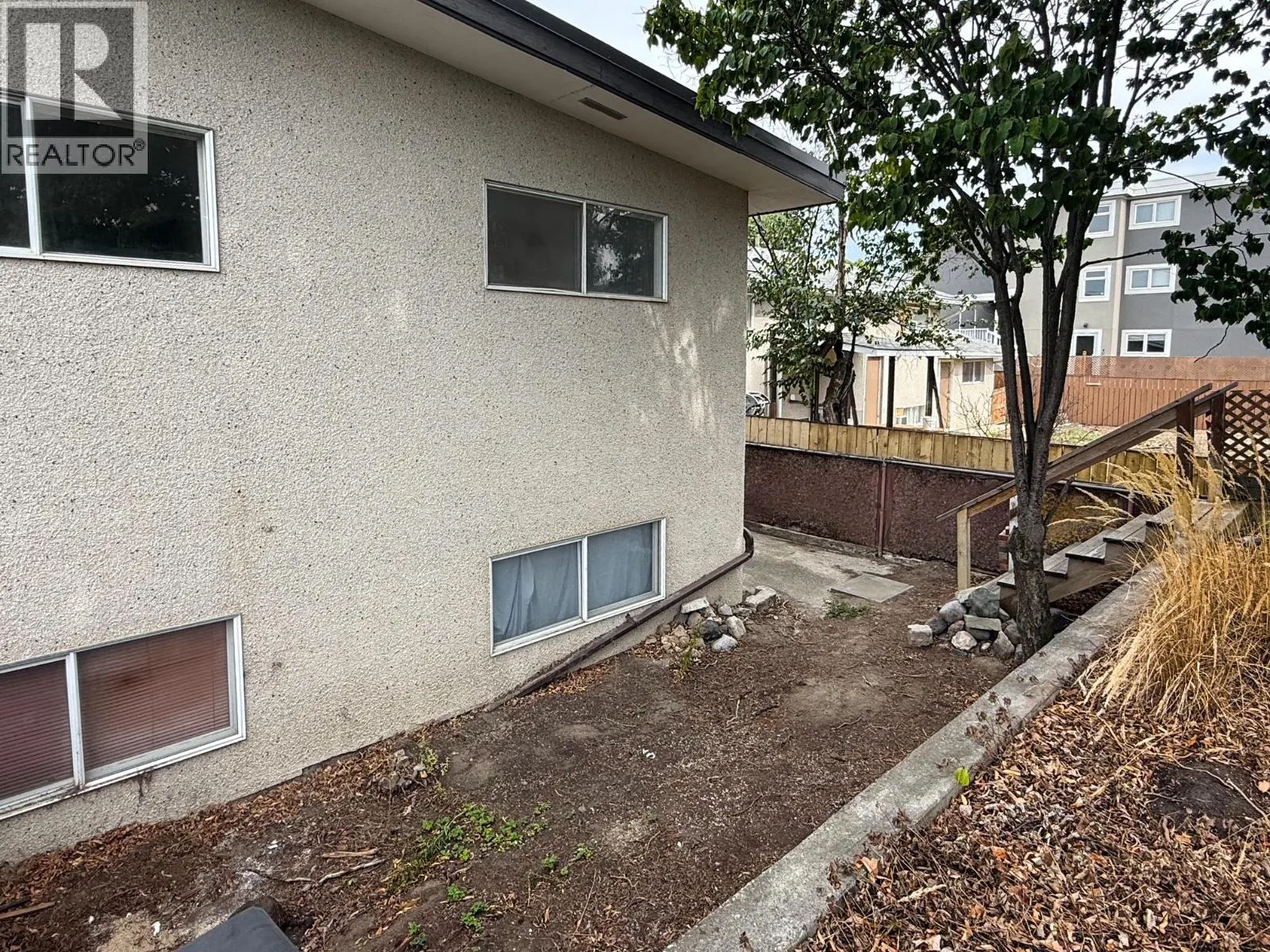 371 Mulberry Avenue