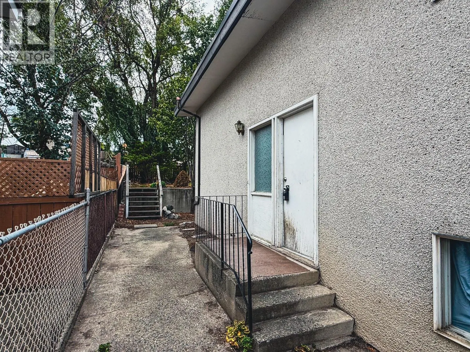 371 Mulberry Avenue