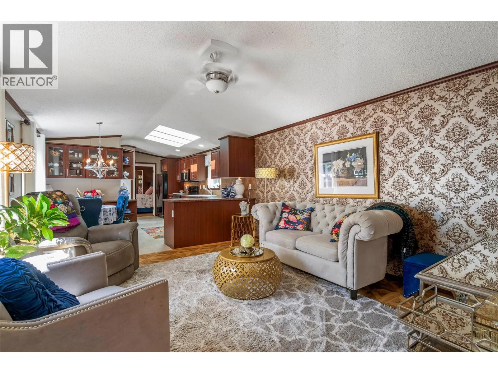 3350 10th Avenue NE Unit# 7