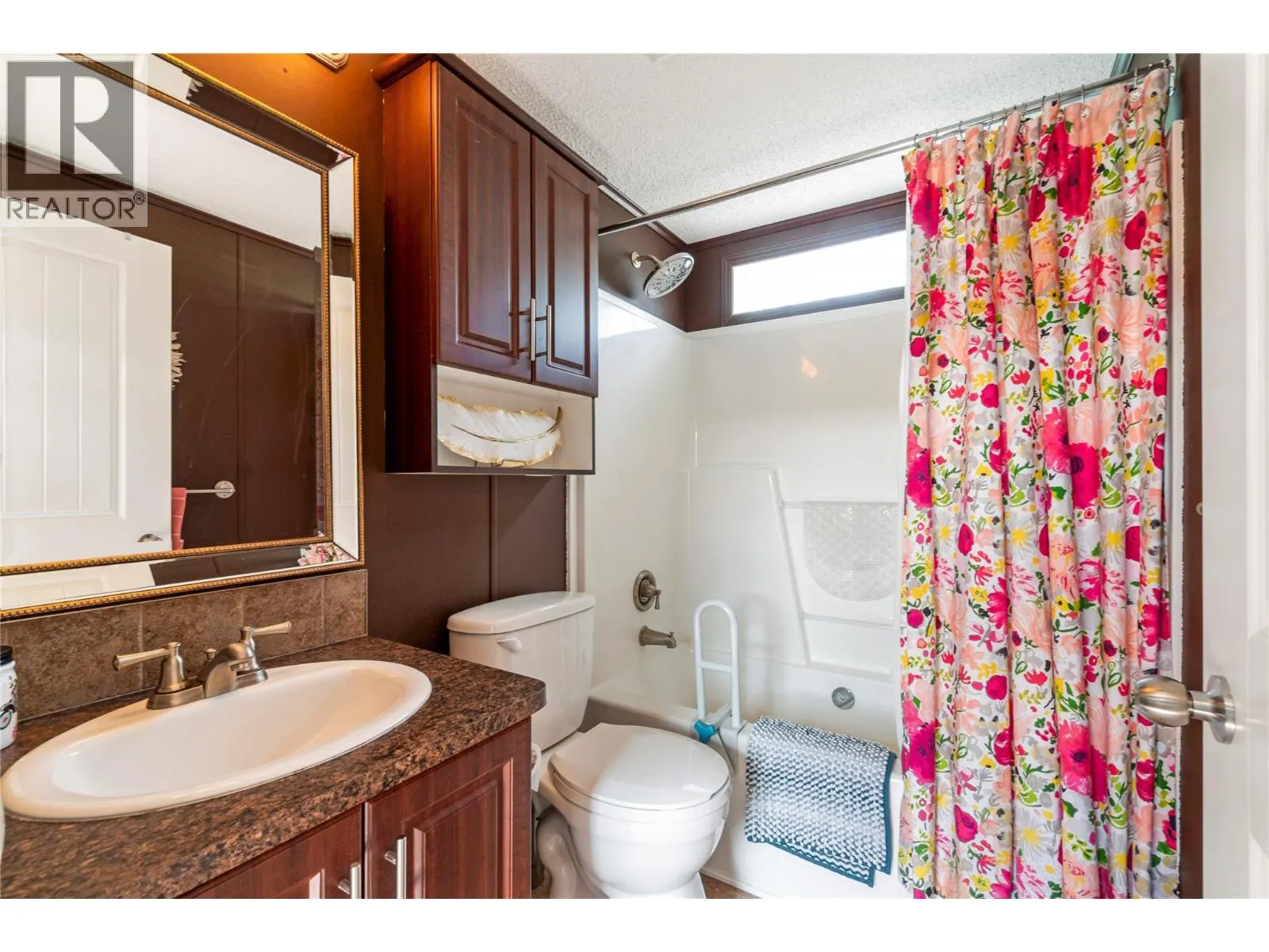 3350 10th Avenue NE Unit# 7