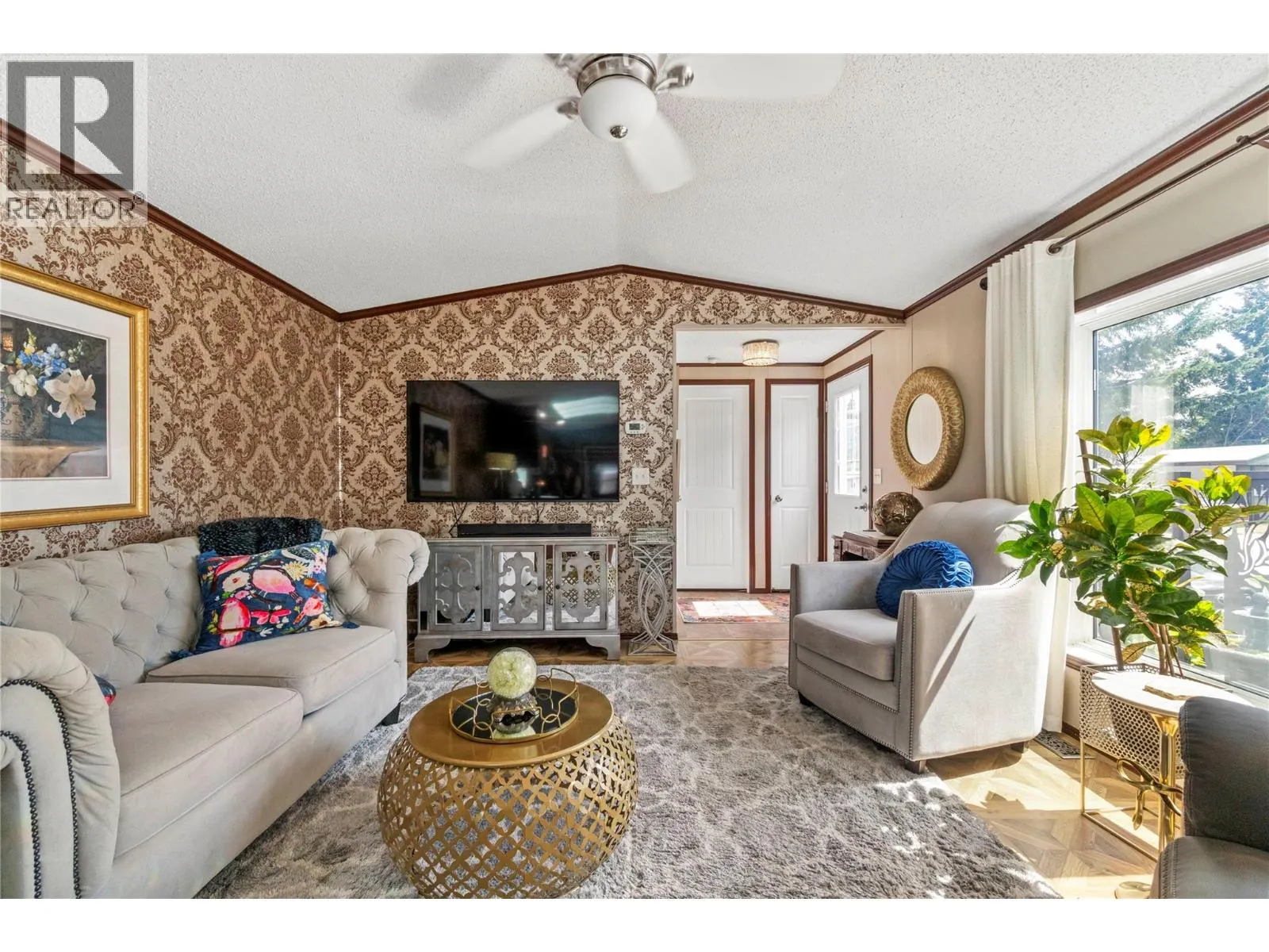 3350 10th Avenue NE Unit# 7