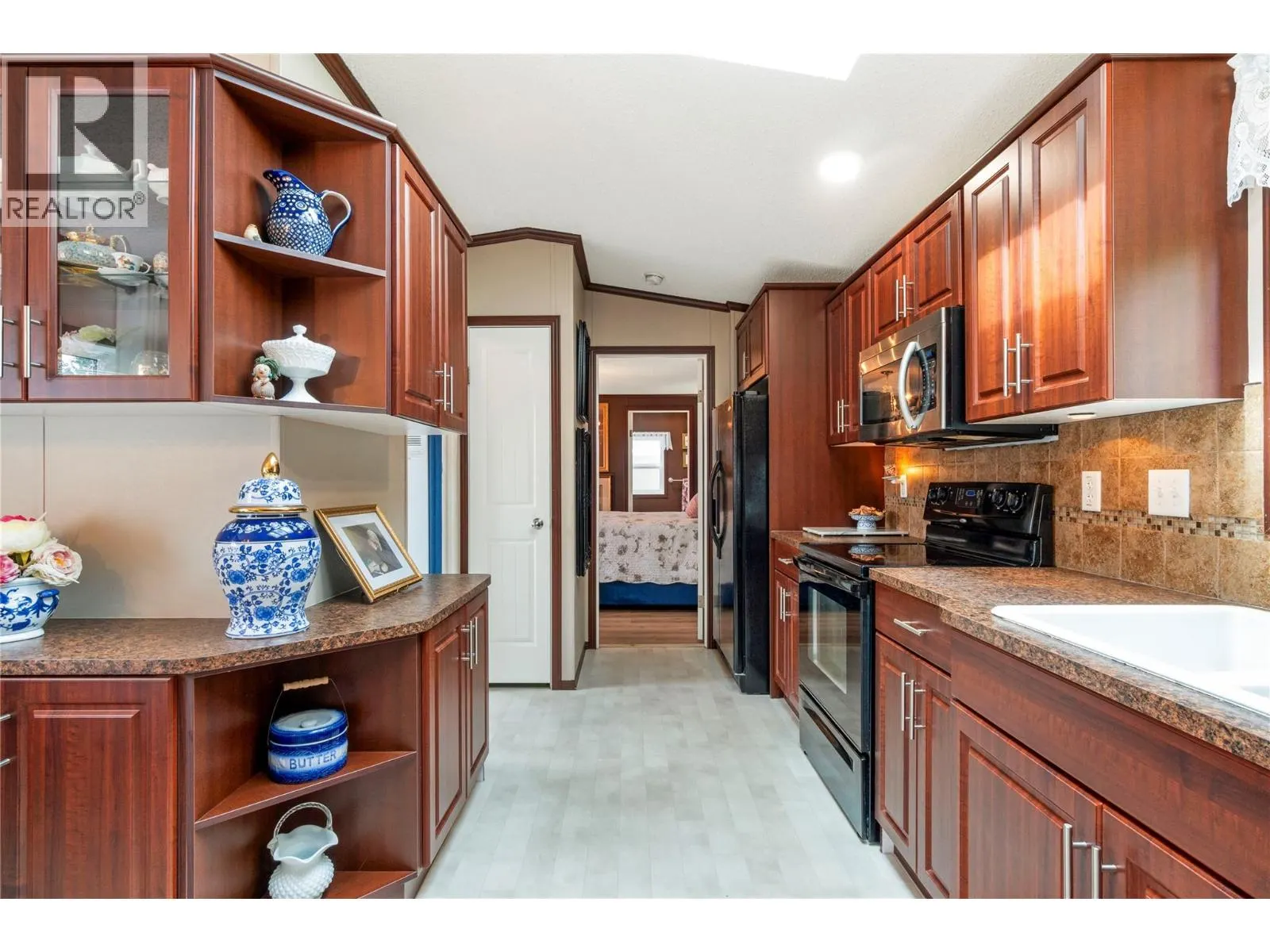 3350 10th Avenue NE Unit# 7