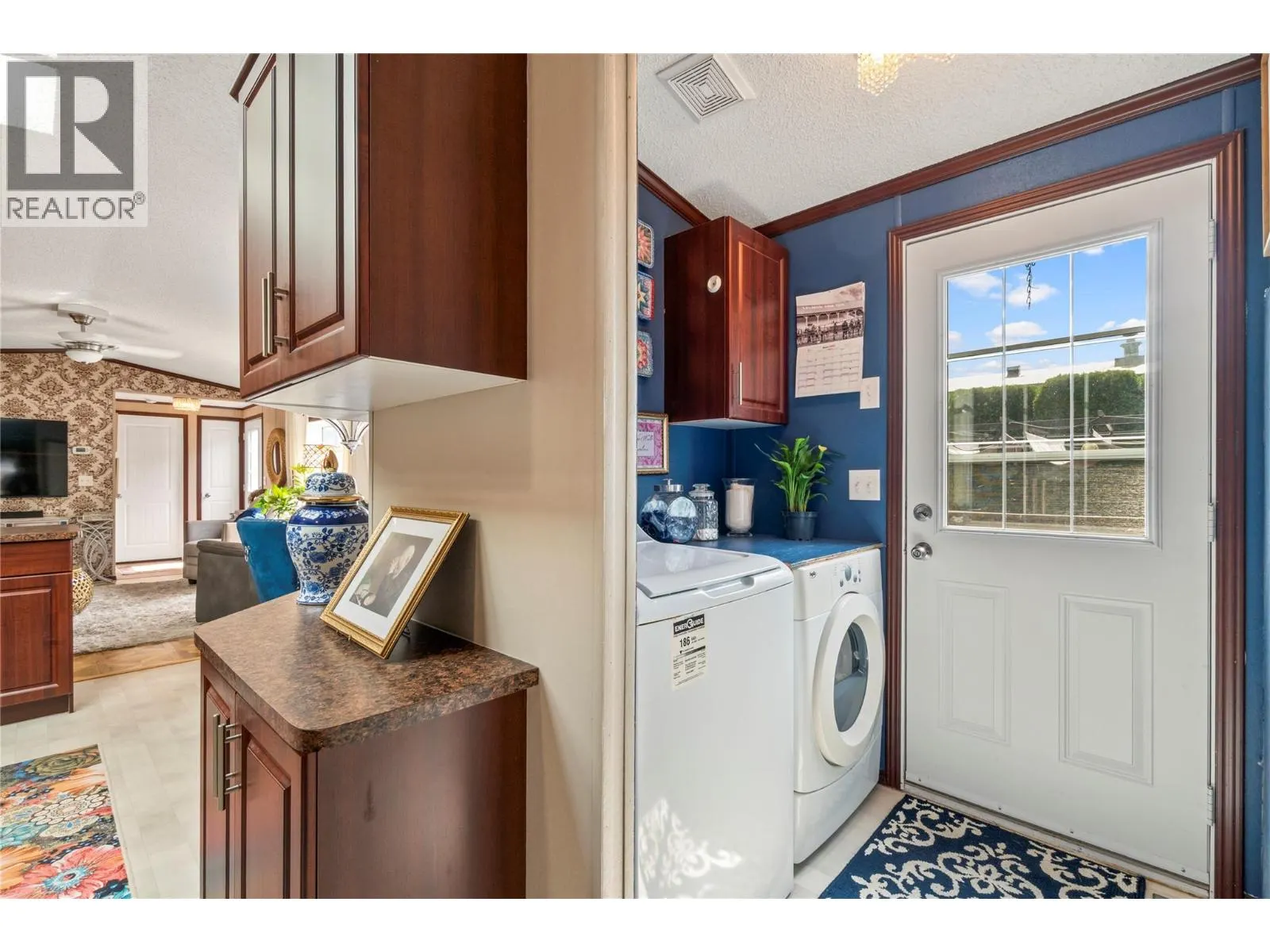 3350 10th Avenue NE Unit# 7