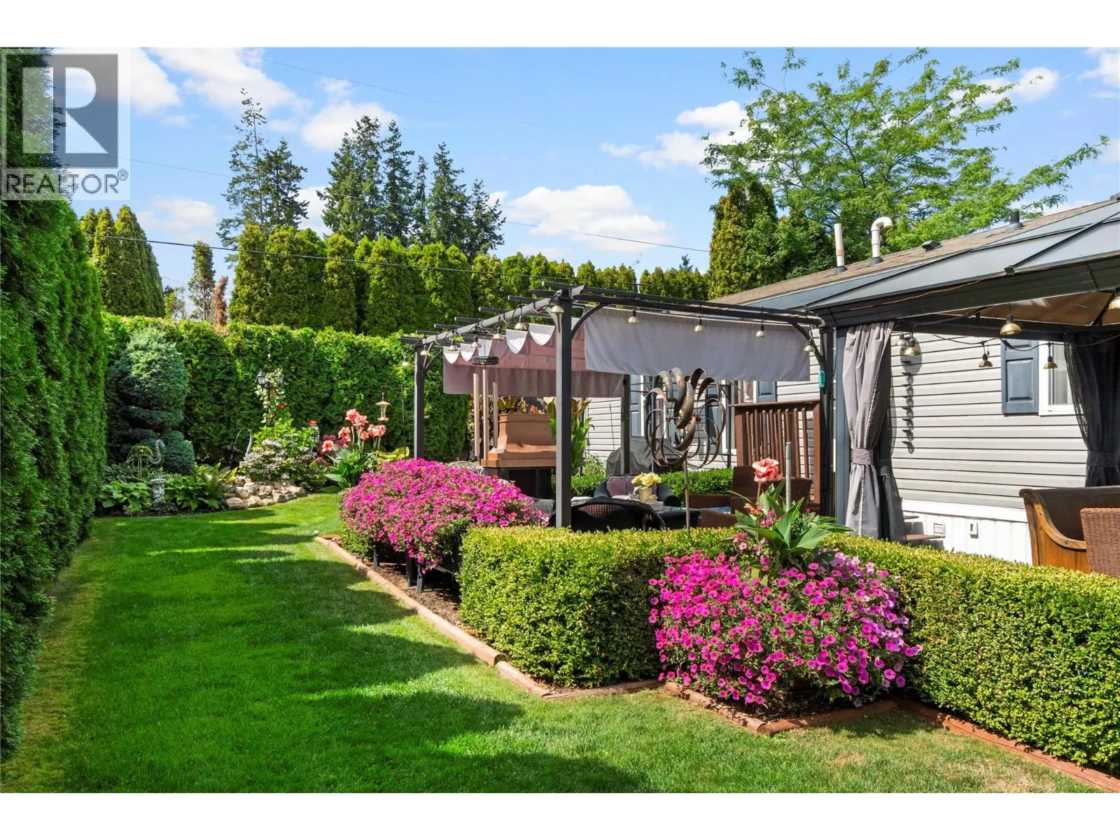3350 10th Avenue NE Unit# 7