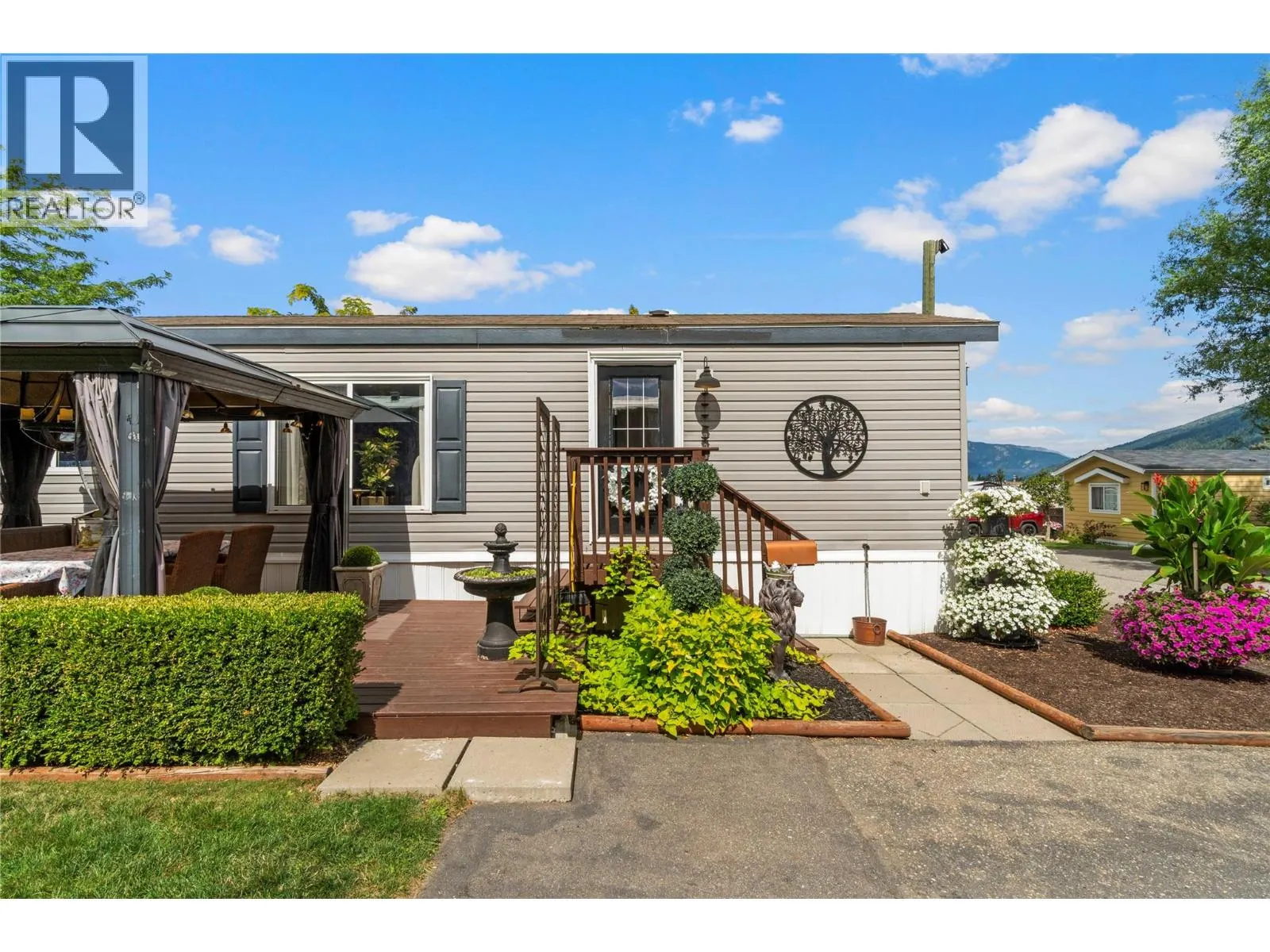 3350 10th Avenue NE Unit# 7