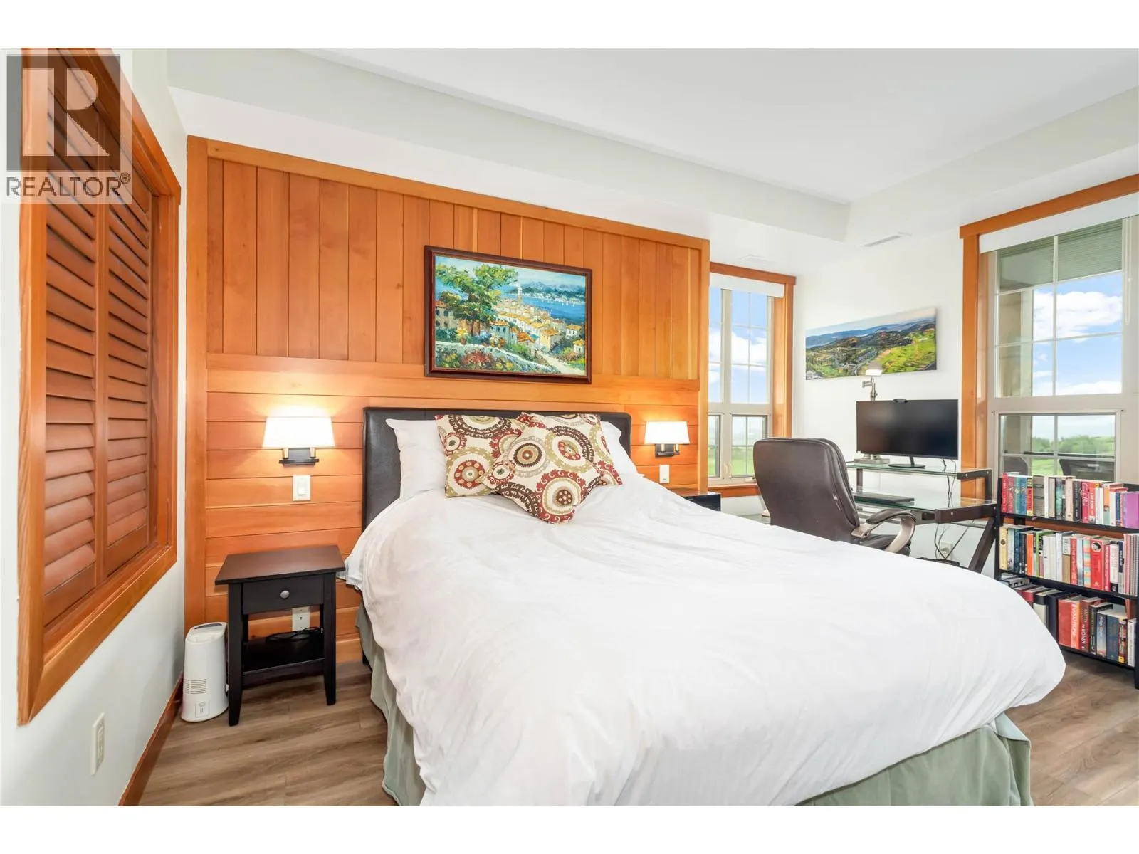 105 Village Centre Court Unit# 323