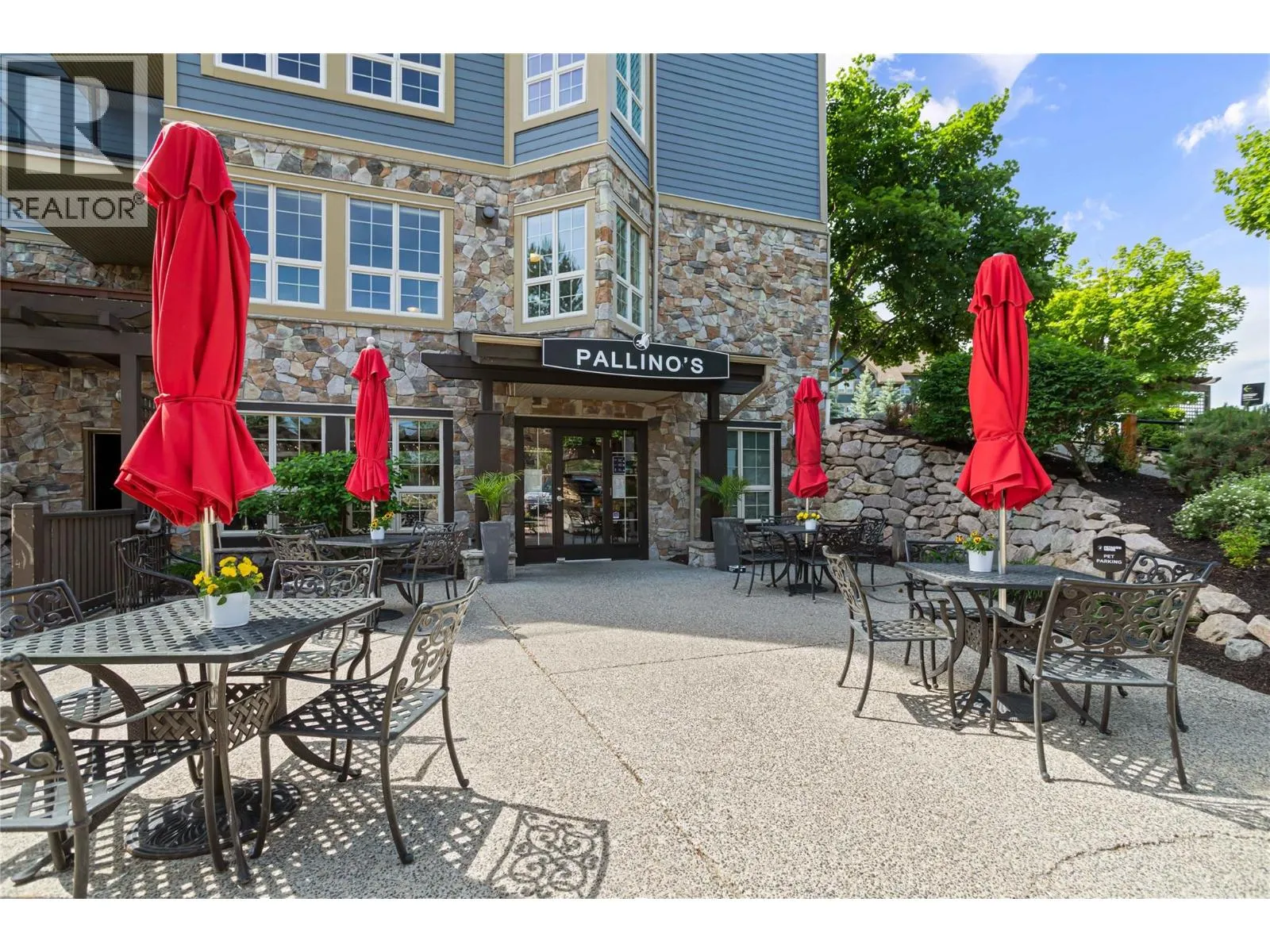 105 Village Centre Court Unit# 323