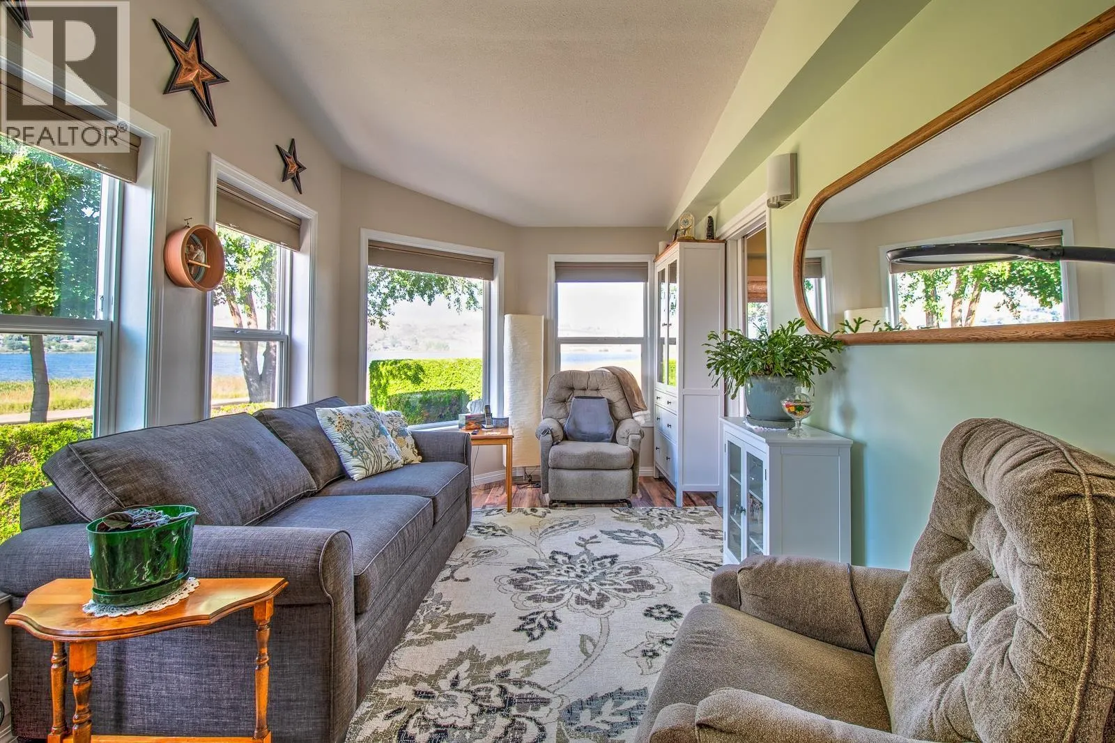 8000 Highland Road Unit# 13