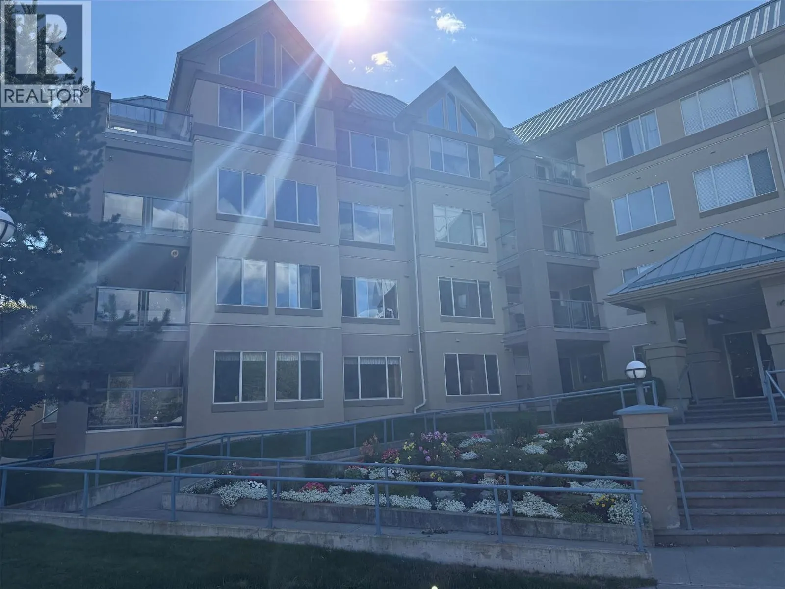 970 LORNE Street Unit# 108