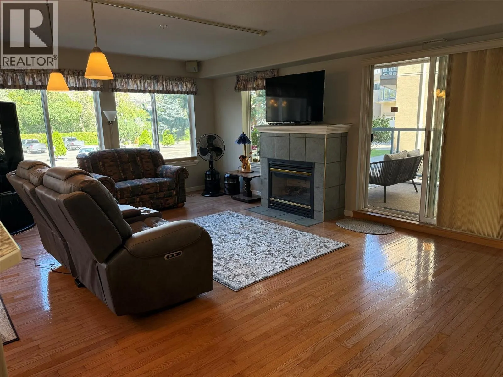 970 LORNE Street Unit# 108