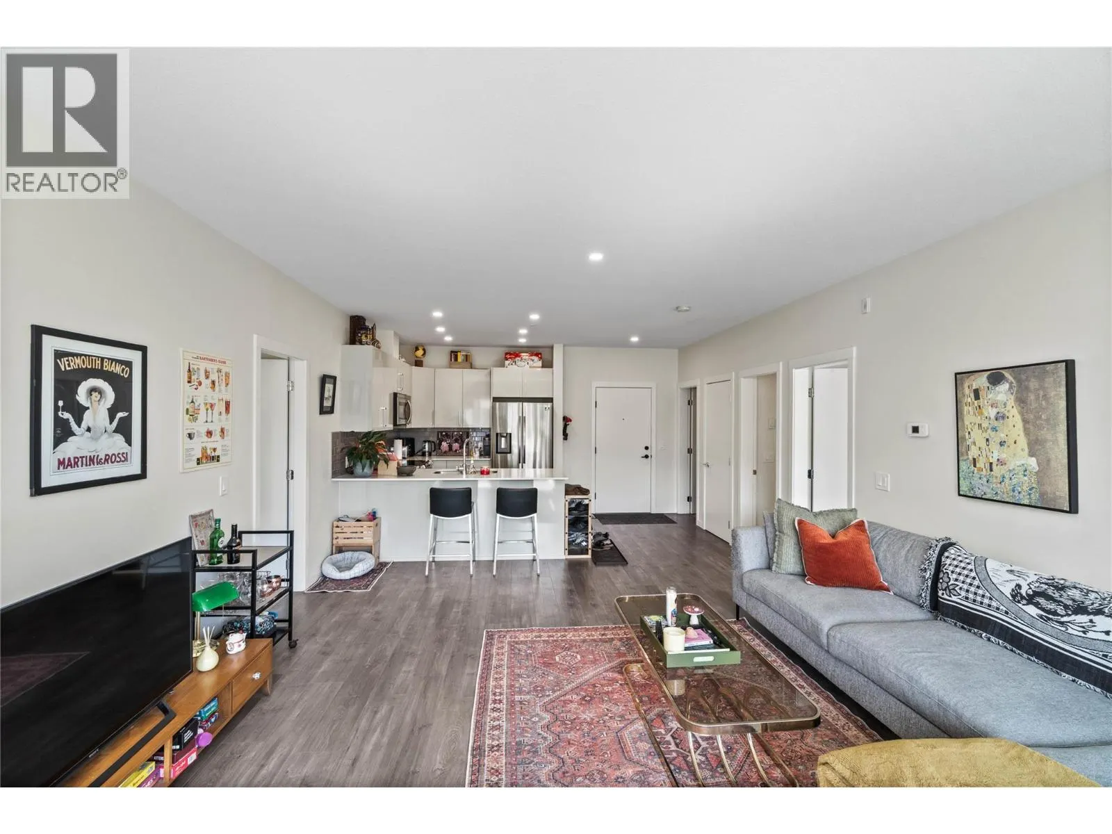 1880 HUGH ALLAN Drive Unit# 308