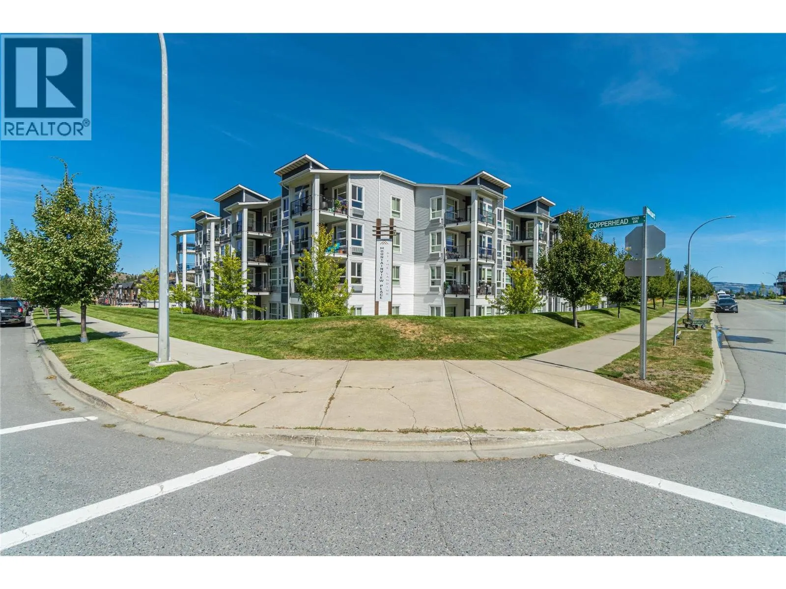 1880 HUGH ALLAN Drive Unit# 308