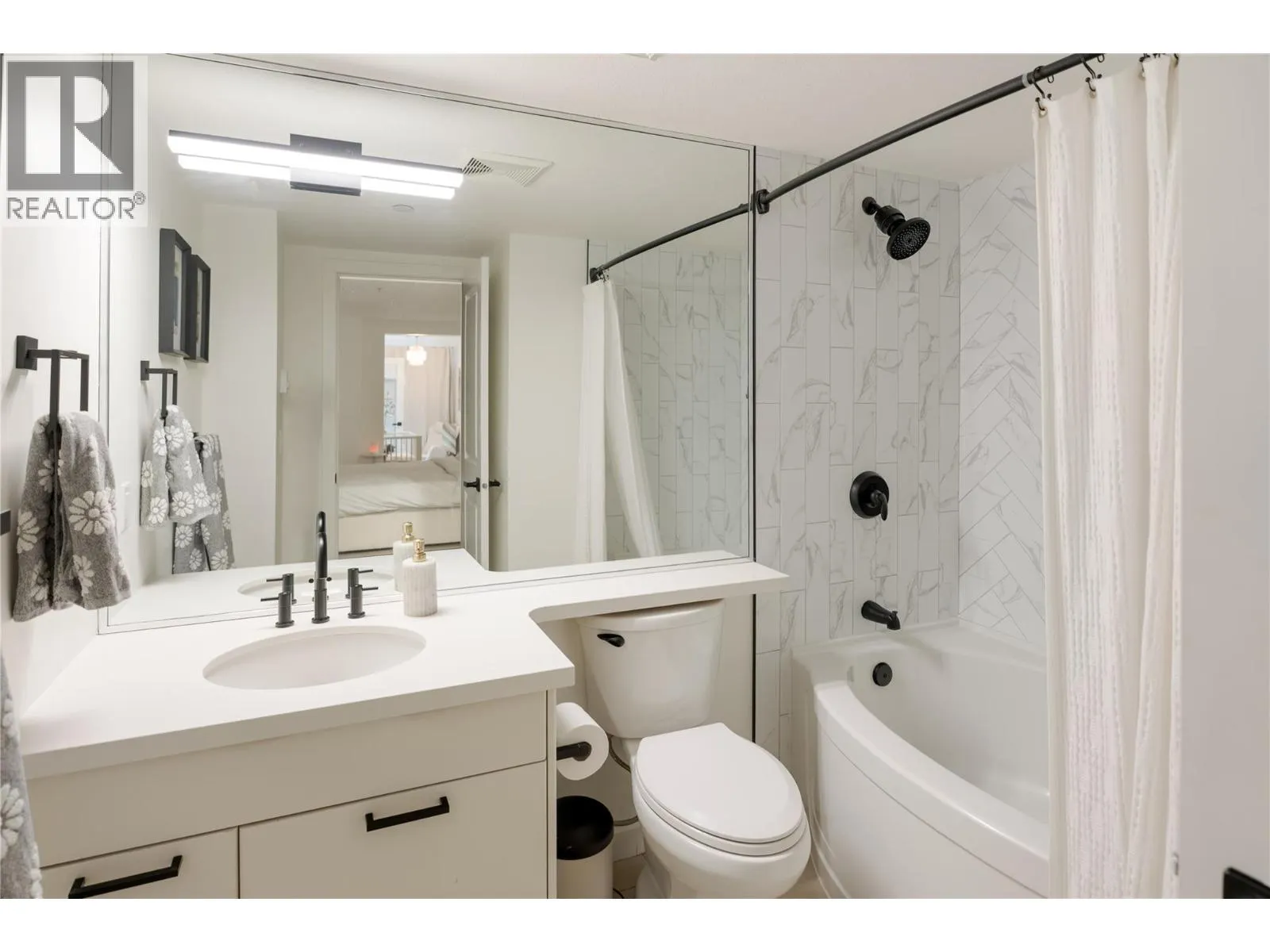 539 Yates Road Unit# 105