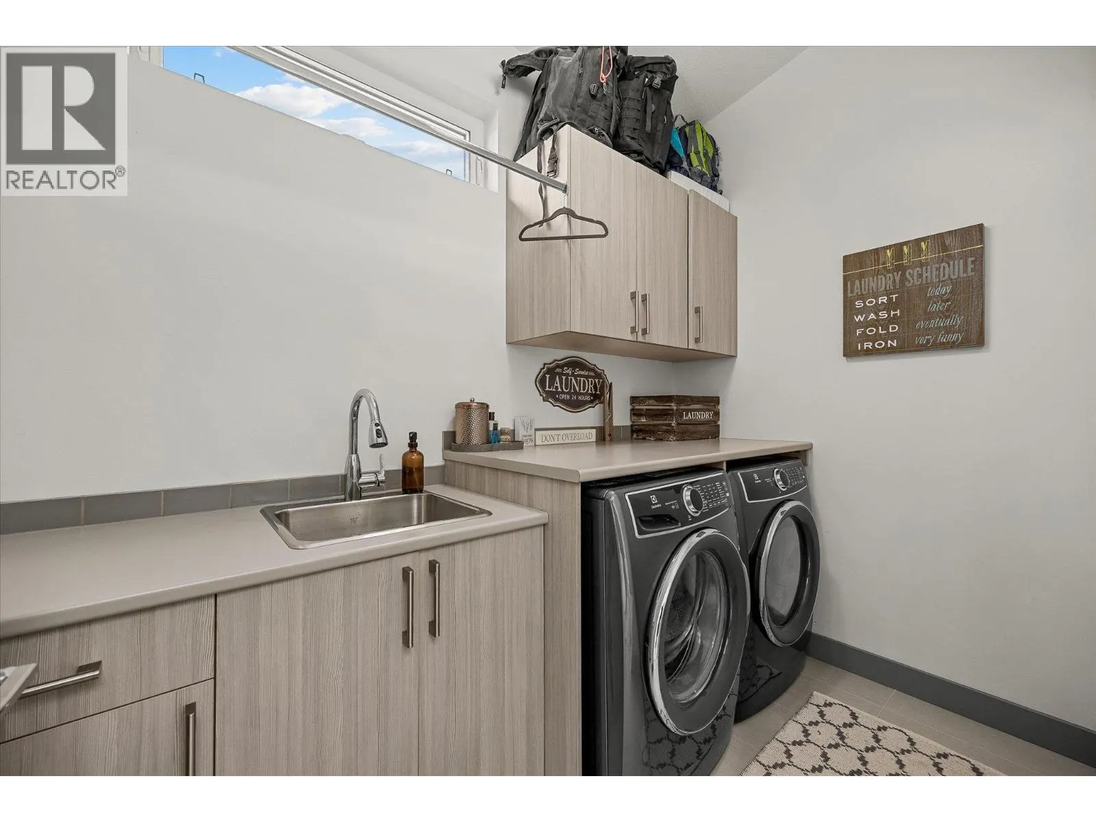 5077 Twinflower Crescent