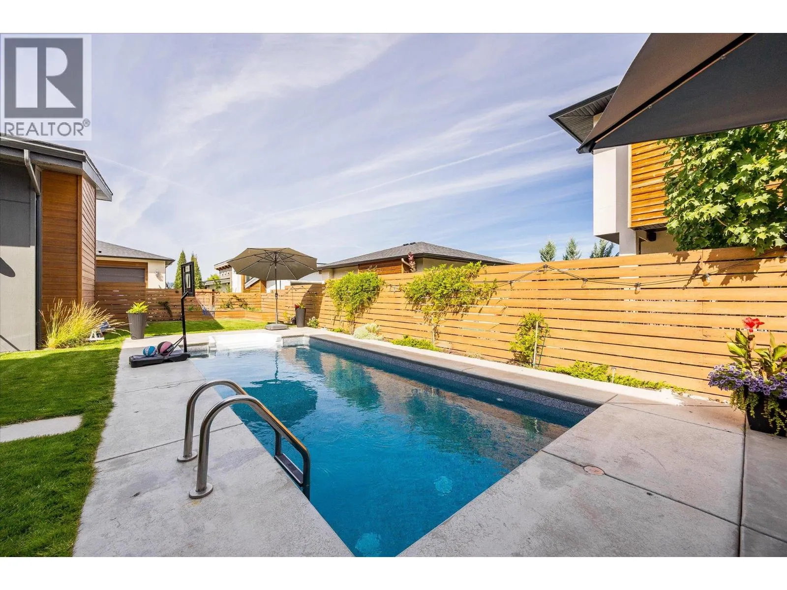 5077 Twinflower Crescent