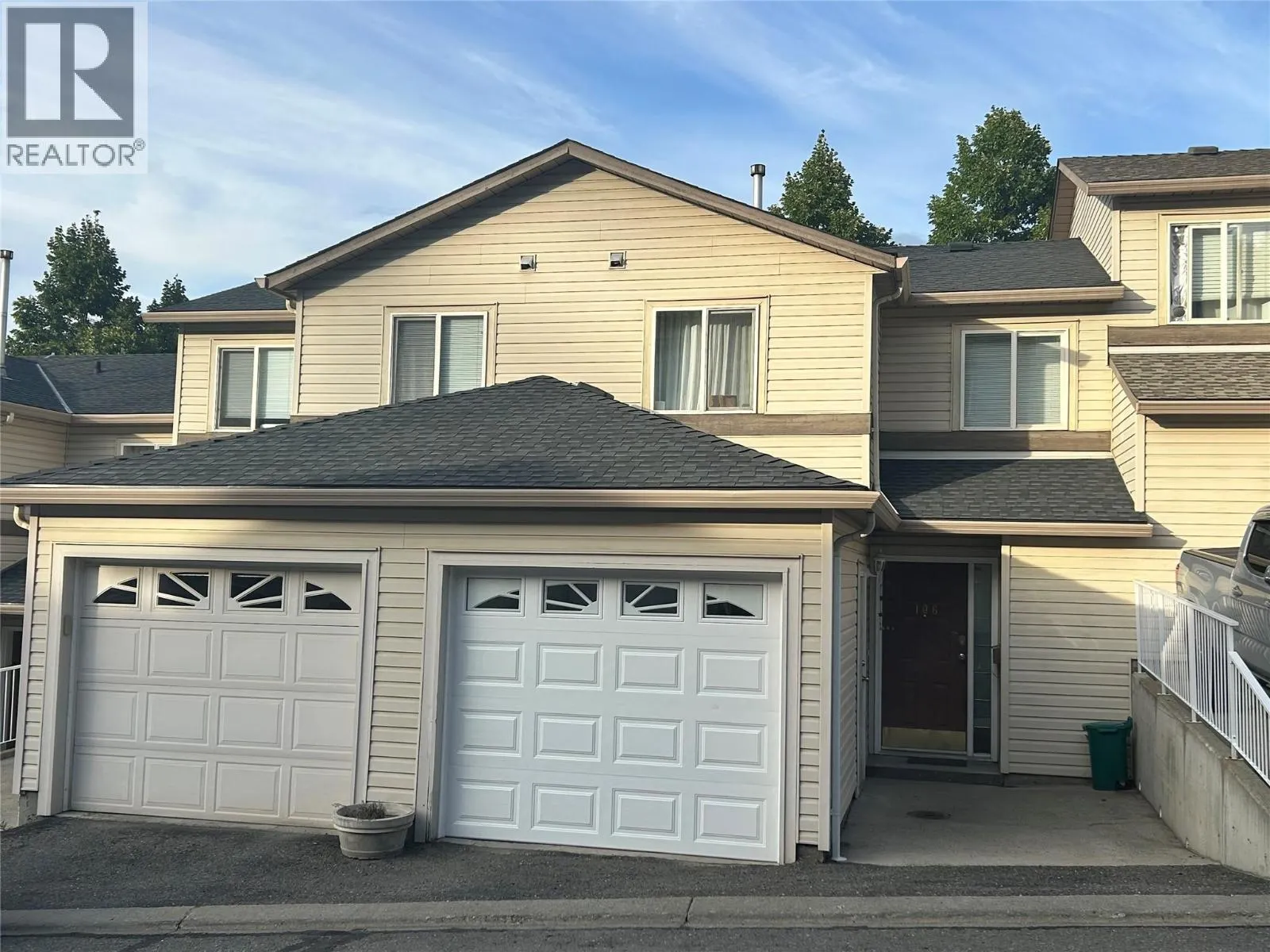 1990 PACIFIC Way Unit# 106 Lot# 6