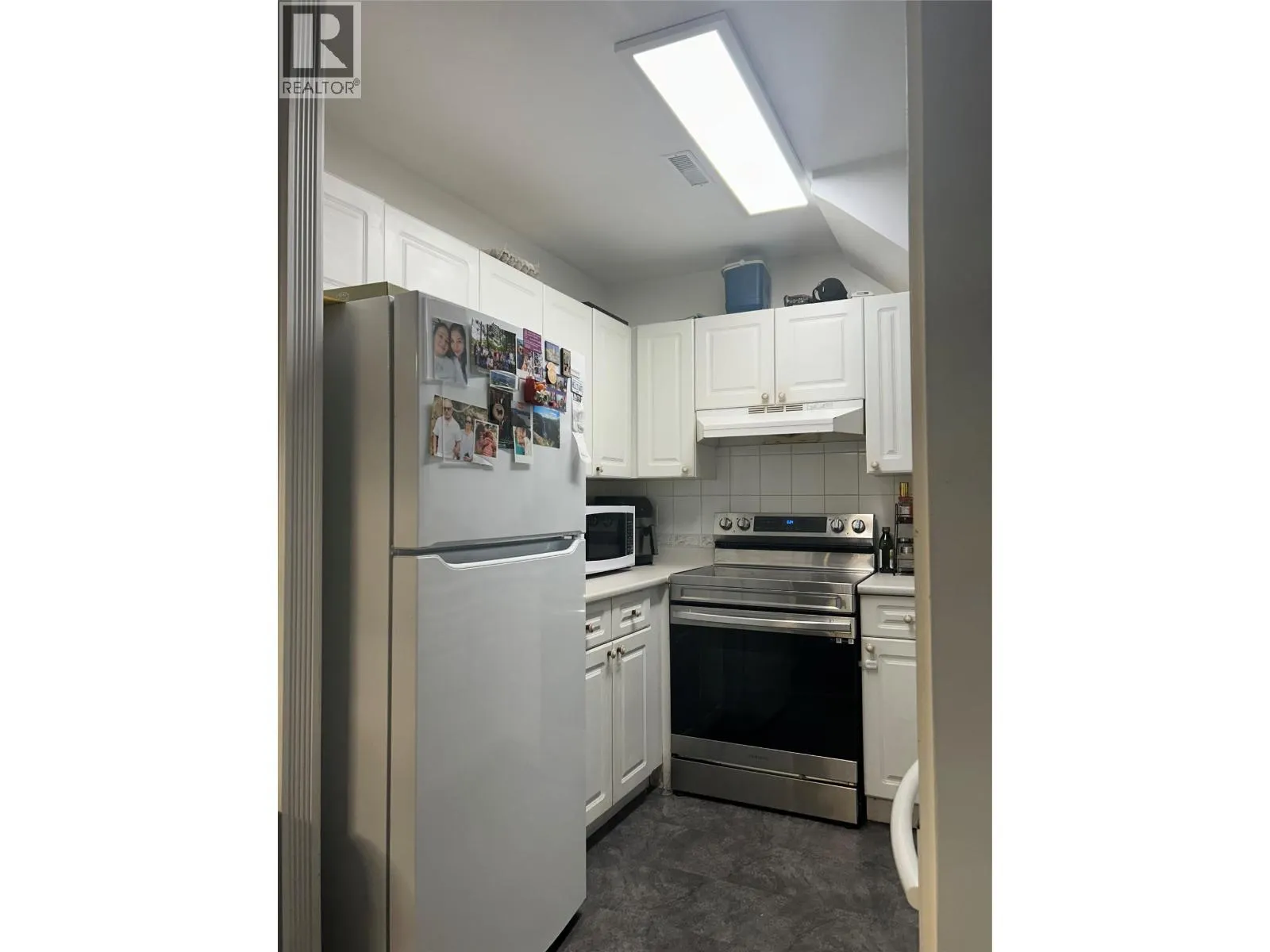 1990 PACIFIC Way Unit# 106 Lot# 6