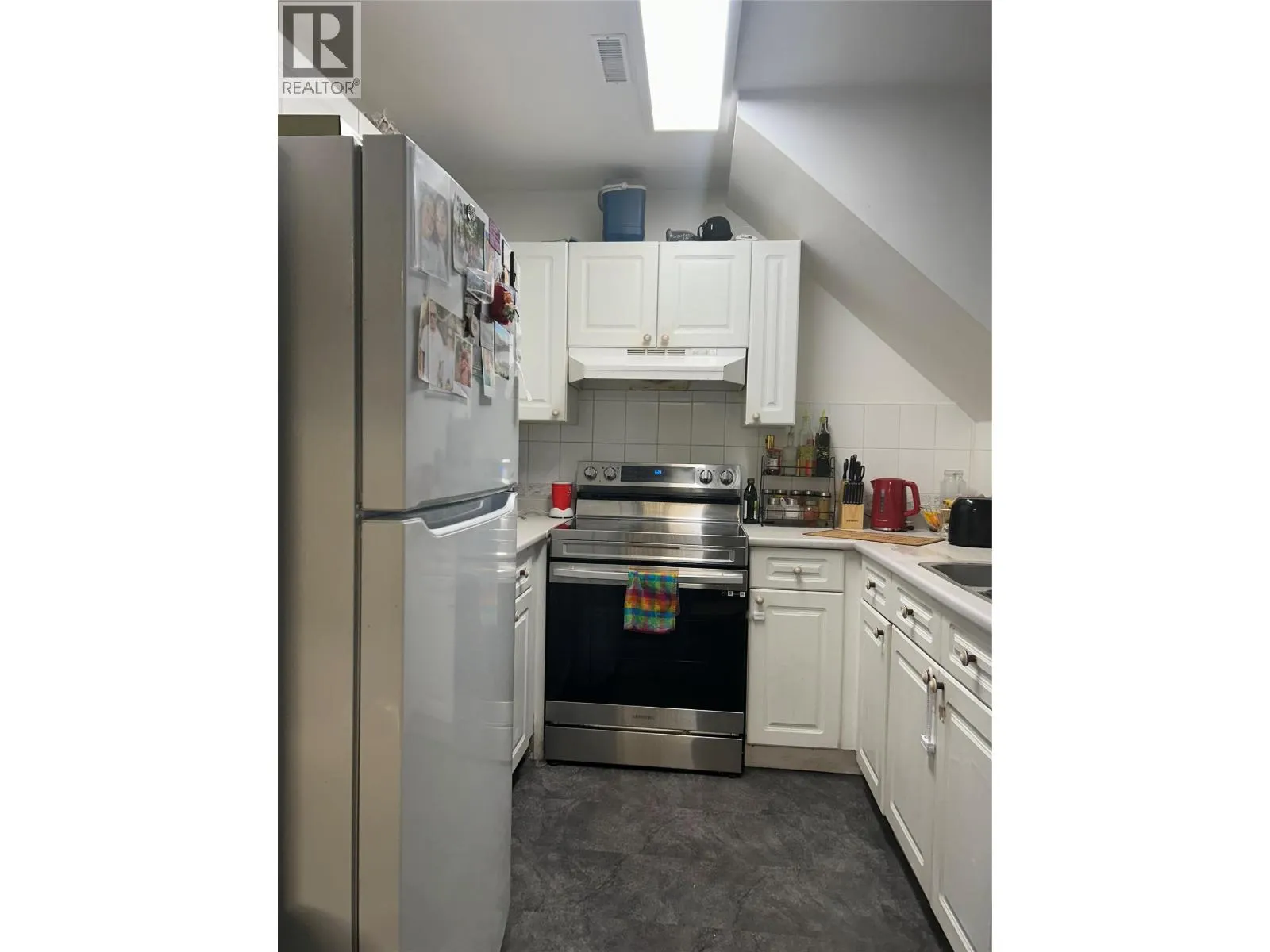 1990 PACIFIC Way Unit# 106 Lot# 6