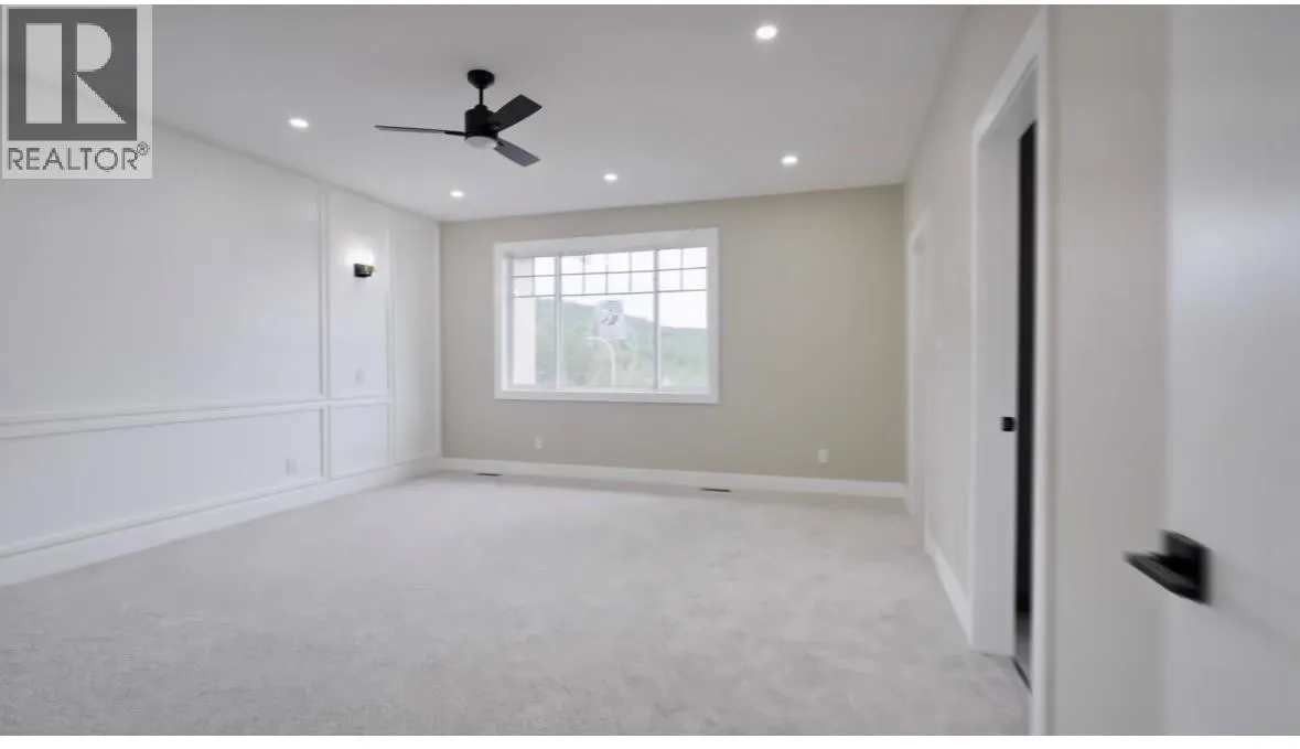 2073 Linfield Drive