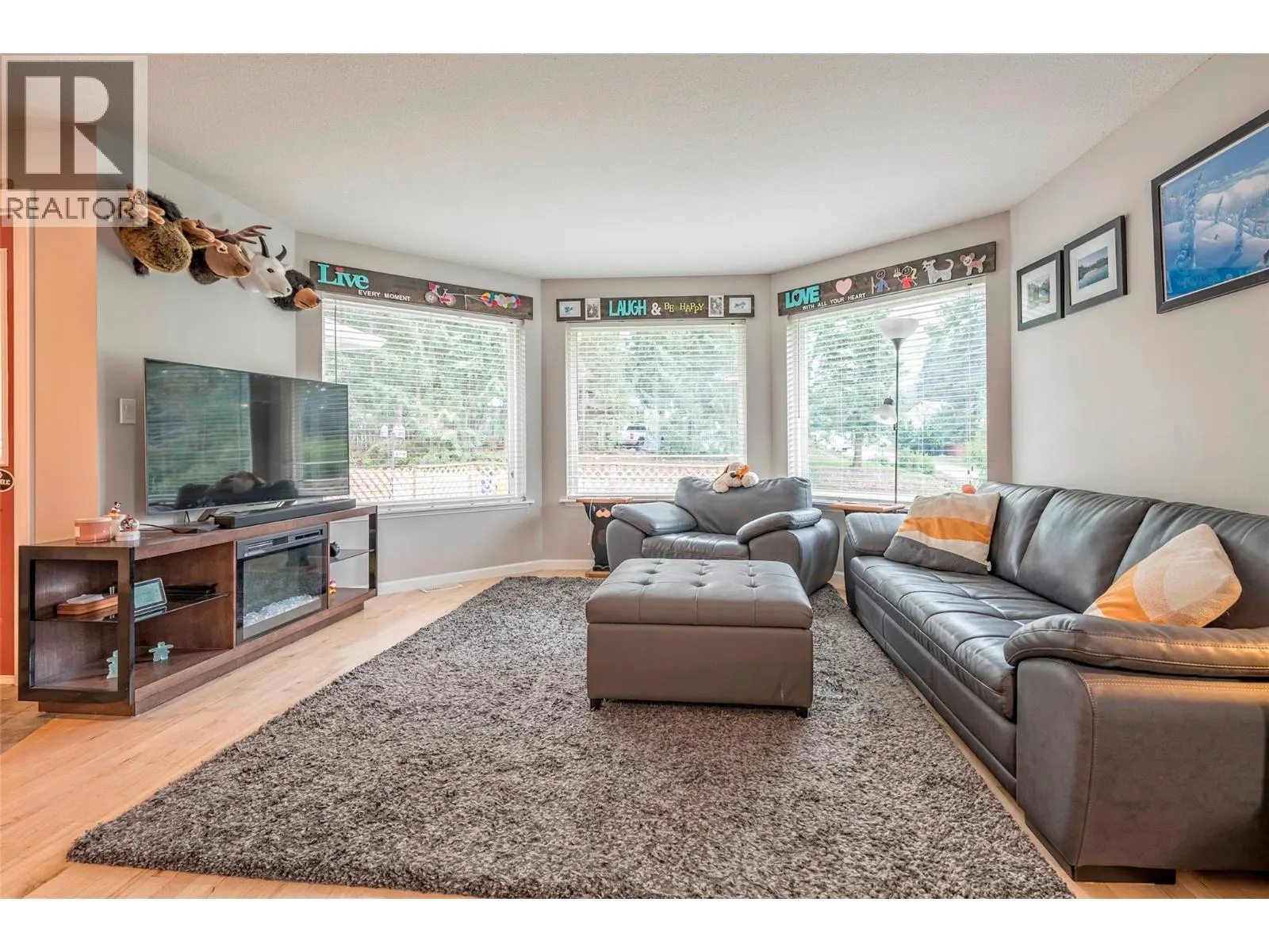 3396 Lockhart Drive