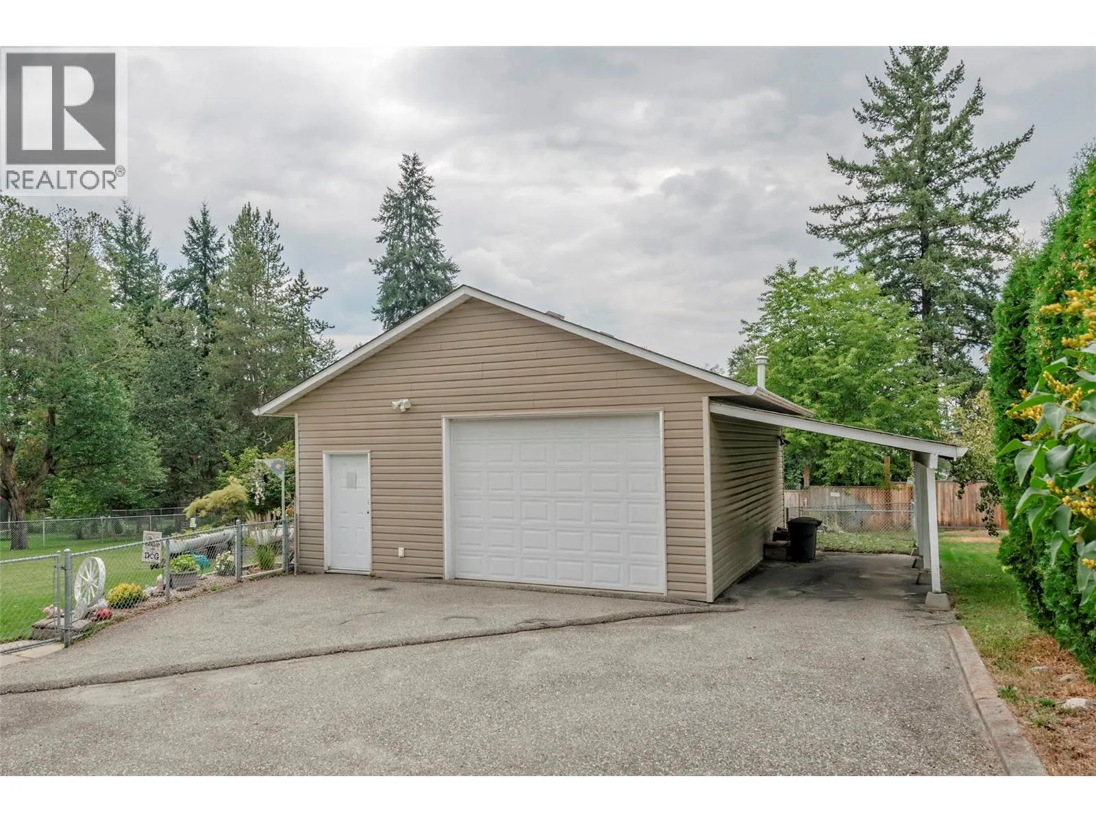 3396 Lockhart Drive