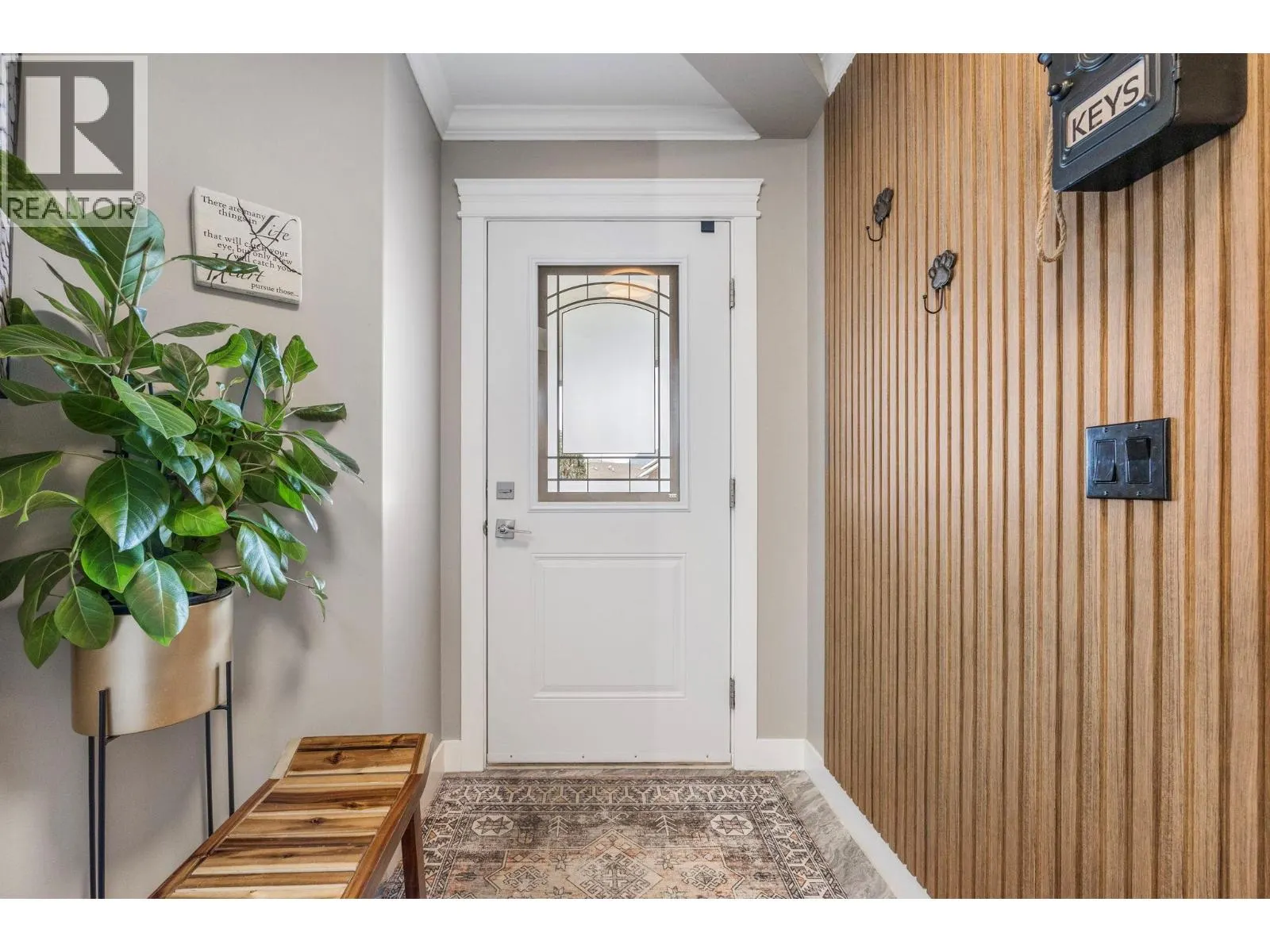2173 Mimosa Drive