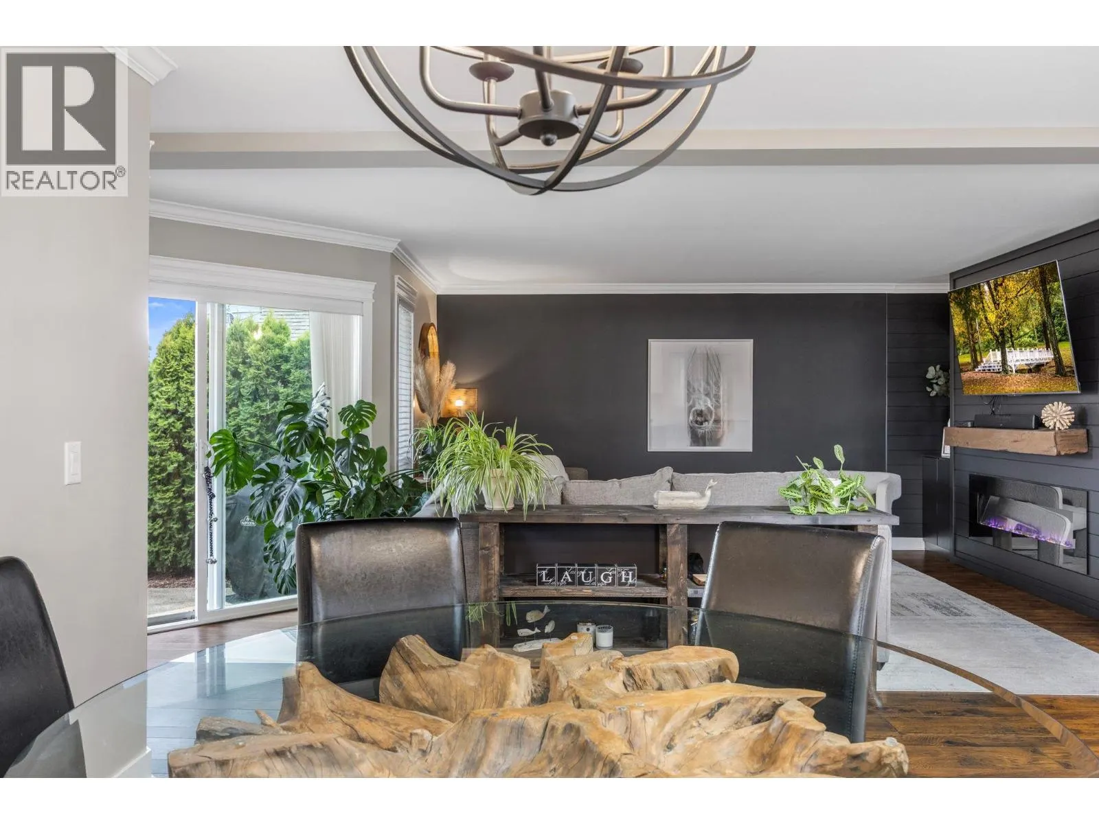 2173 Mimosa Drive
