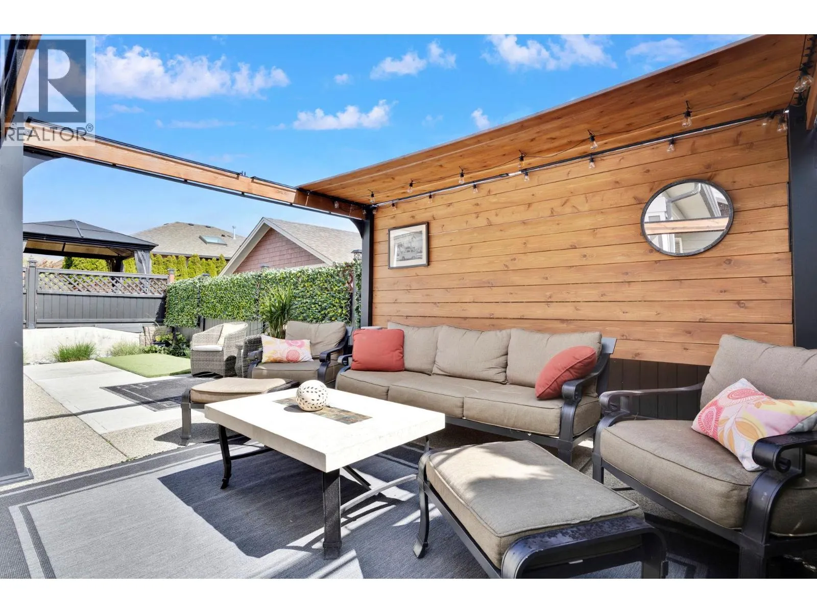 2173 Mimosa Drive