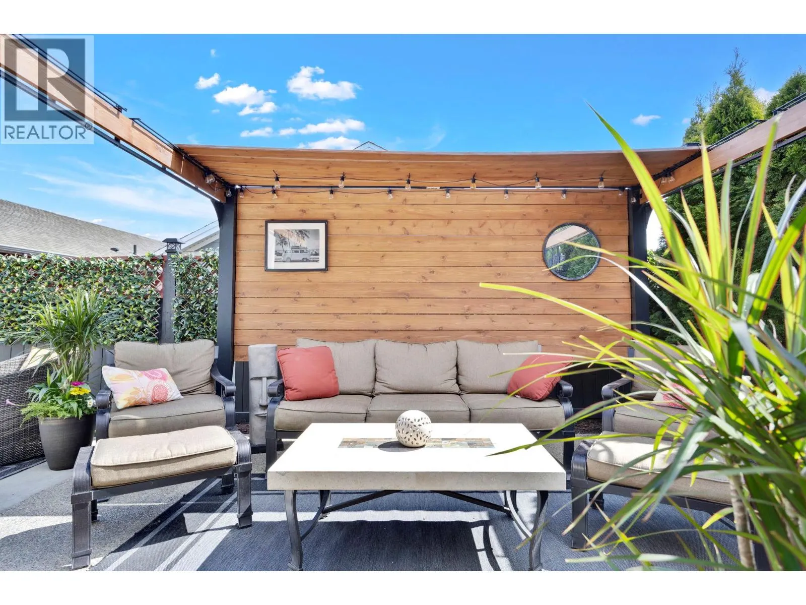 2173 Mimosa Drive