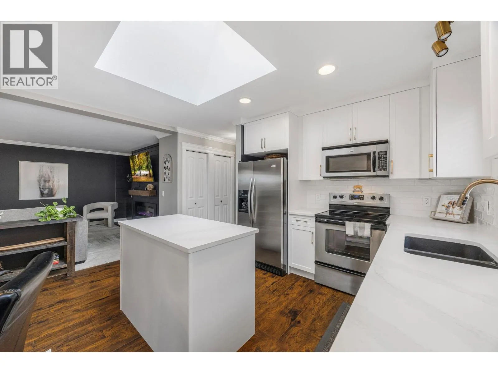 2173 Mimosa Drive