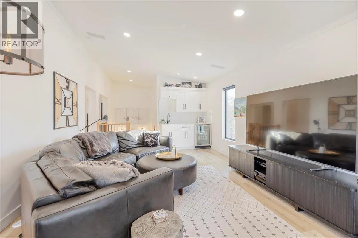 4600 Alpine Way