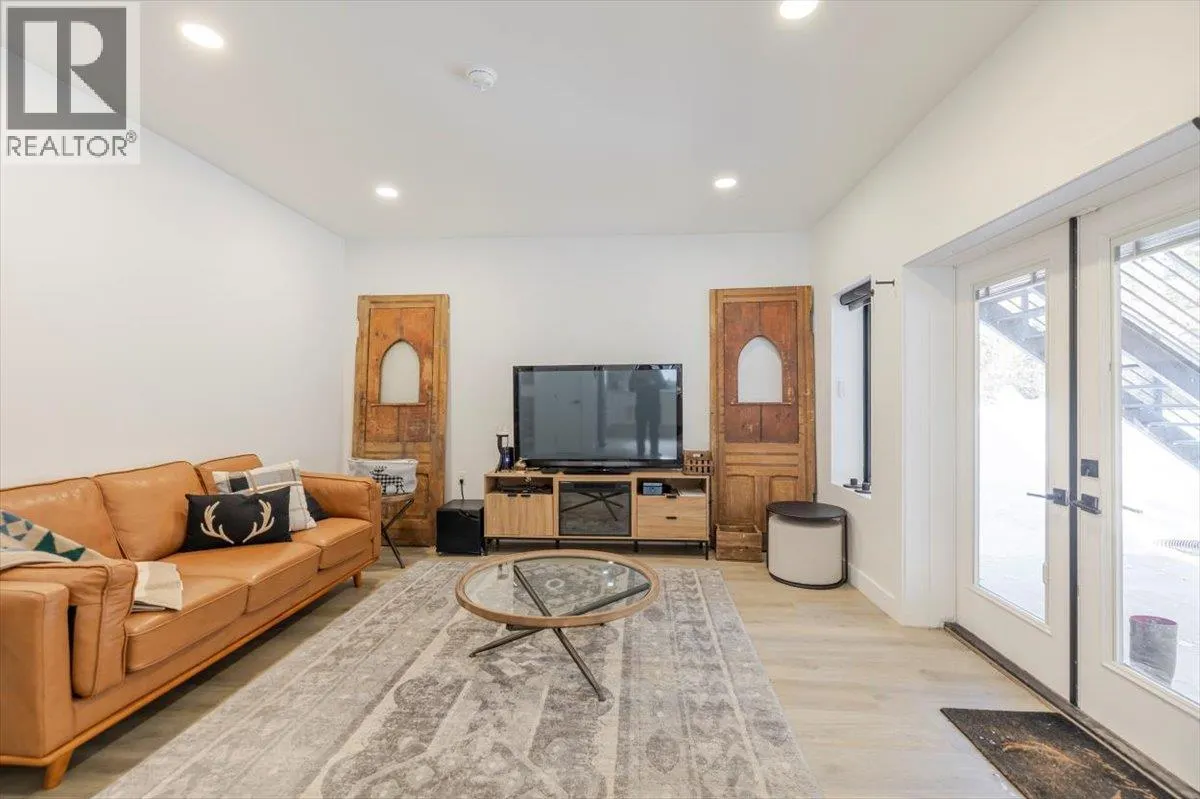 4600 Alpine Way