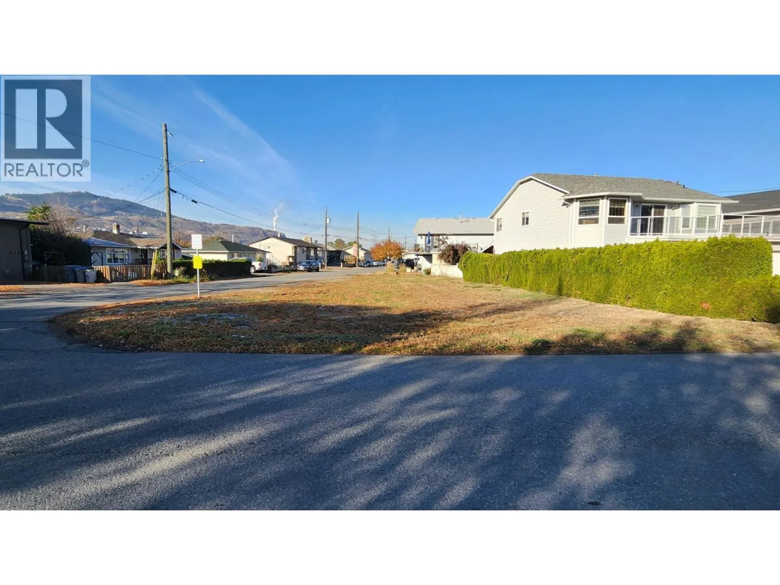 255 SCHUBERT Drive