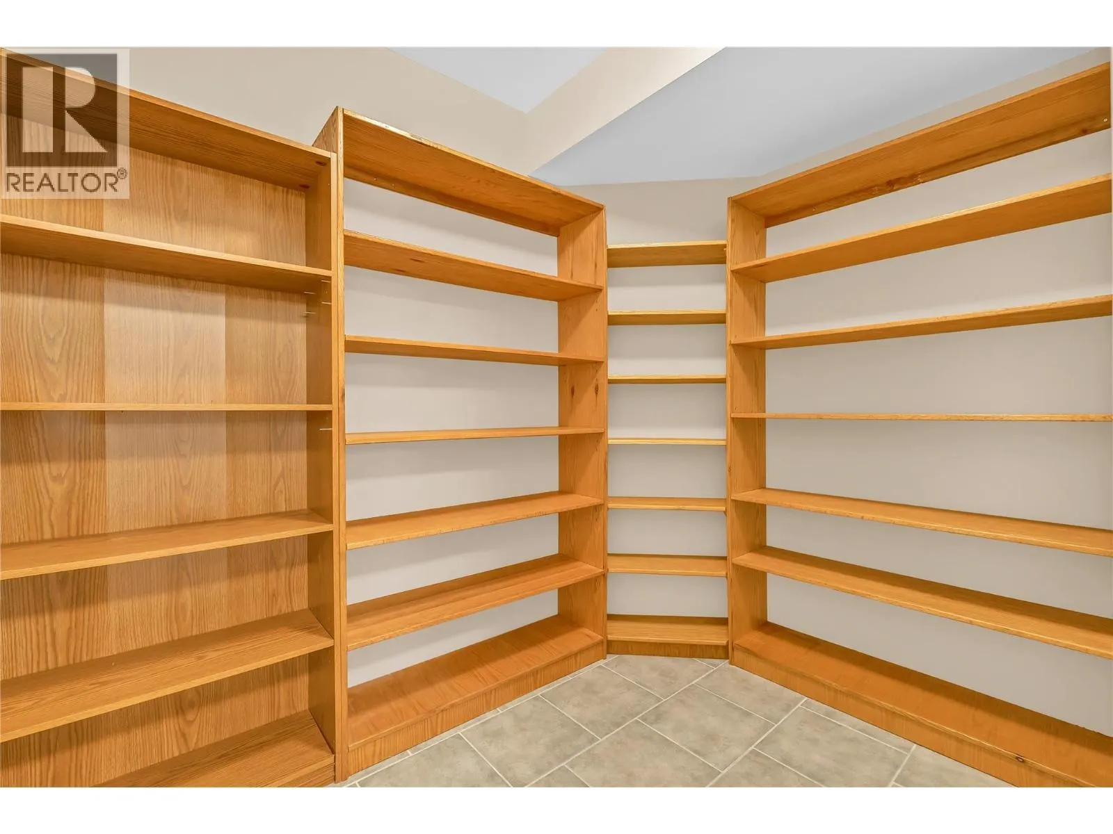 170 Stocks Crescent Unit# 185