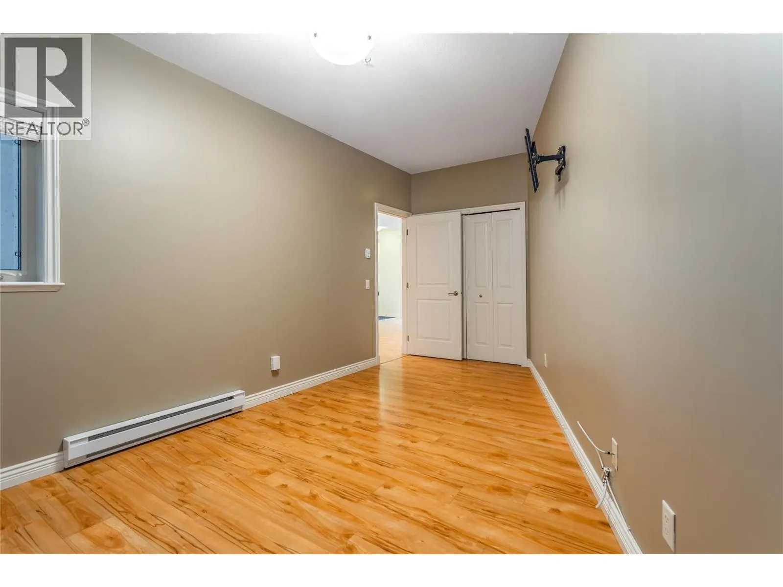 4433 Gordon Drive Unit# 117