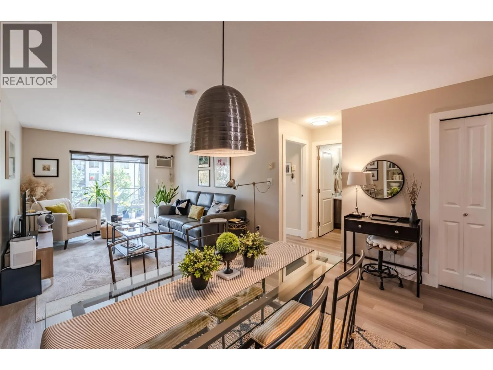 256 Hastings Avenue Unit# 316