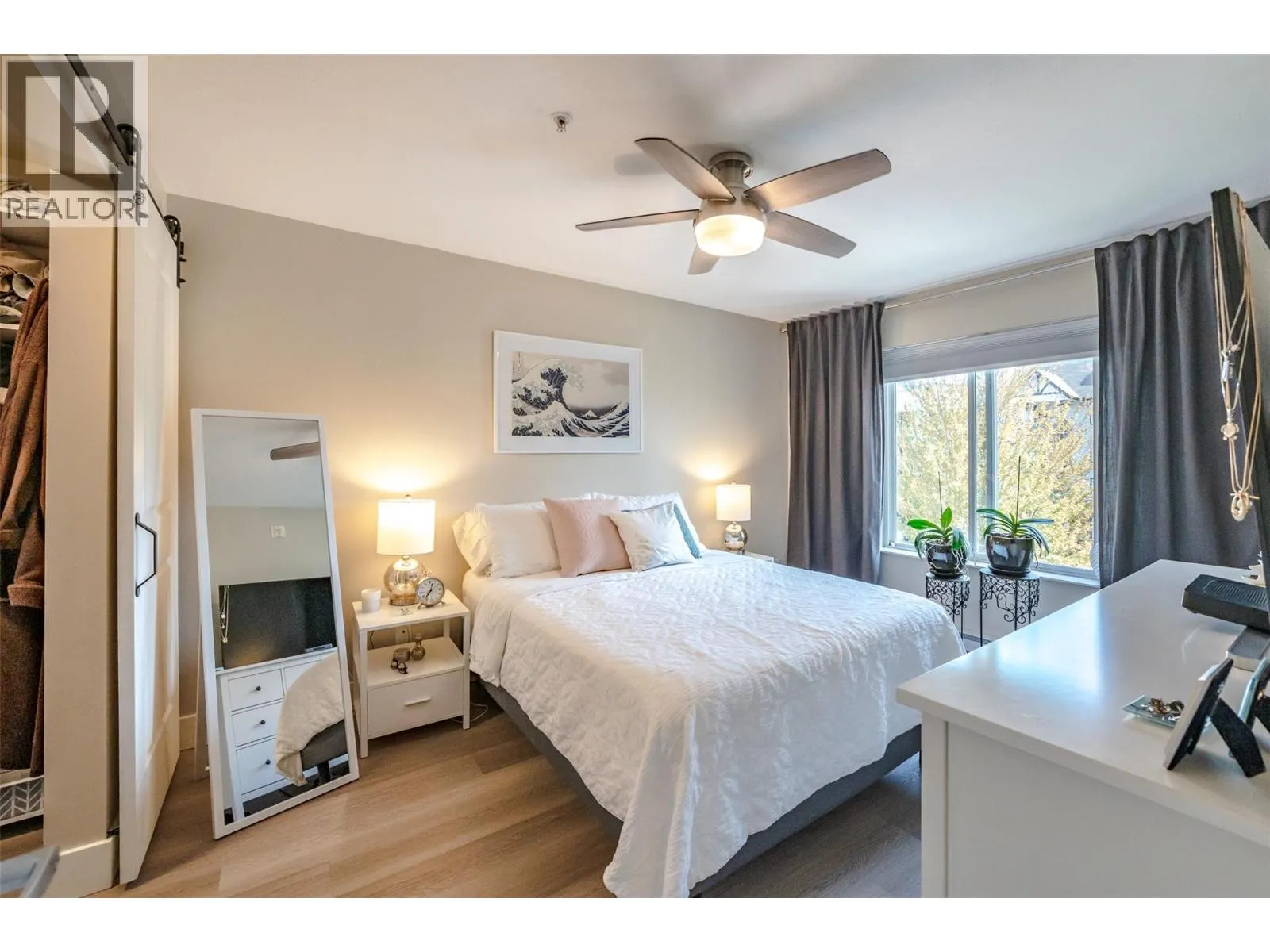 256 Hastings Avenue Unit# 316