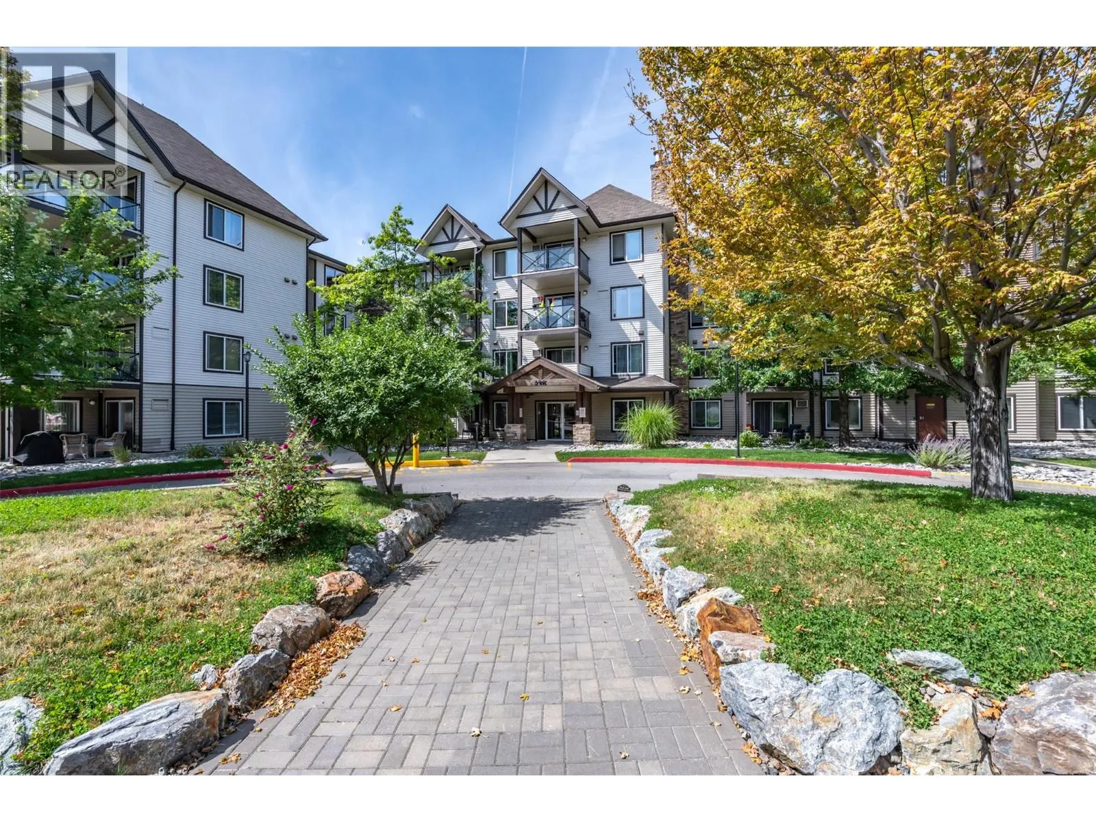256 Hastings Avenue Unit# 316