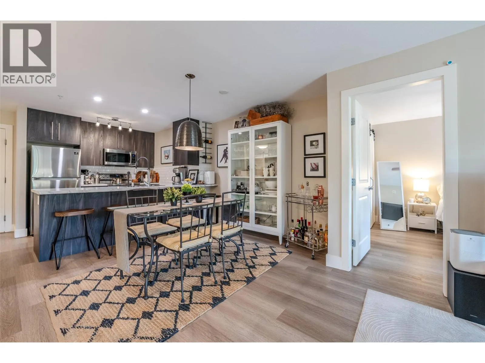 256 Hastings Avenue Unit# 316