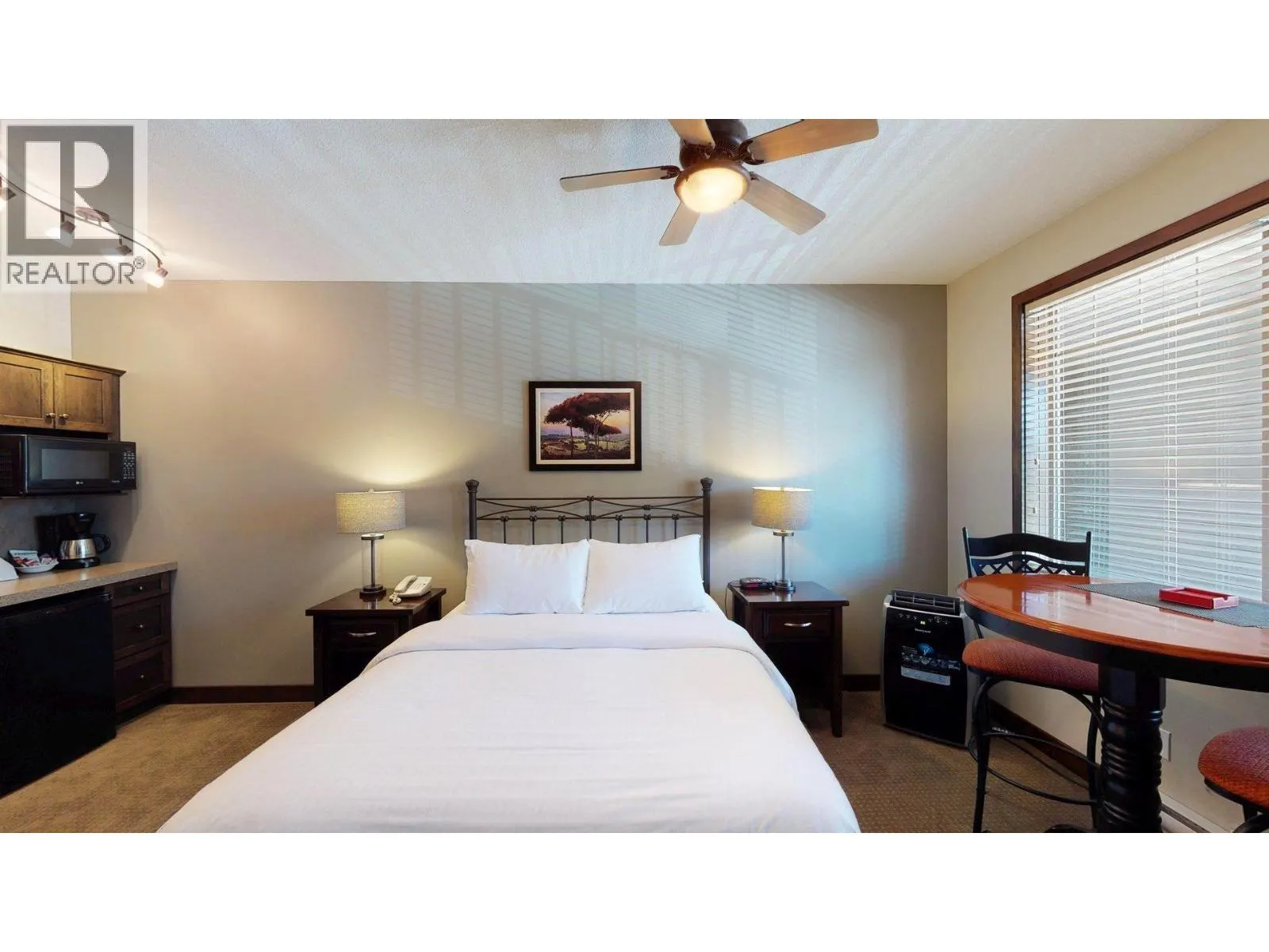 600 BIGHORN Boulevard Unit# 634 C