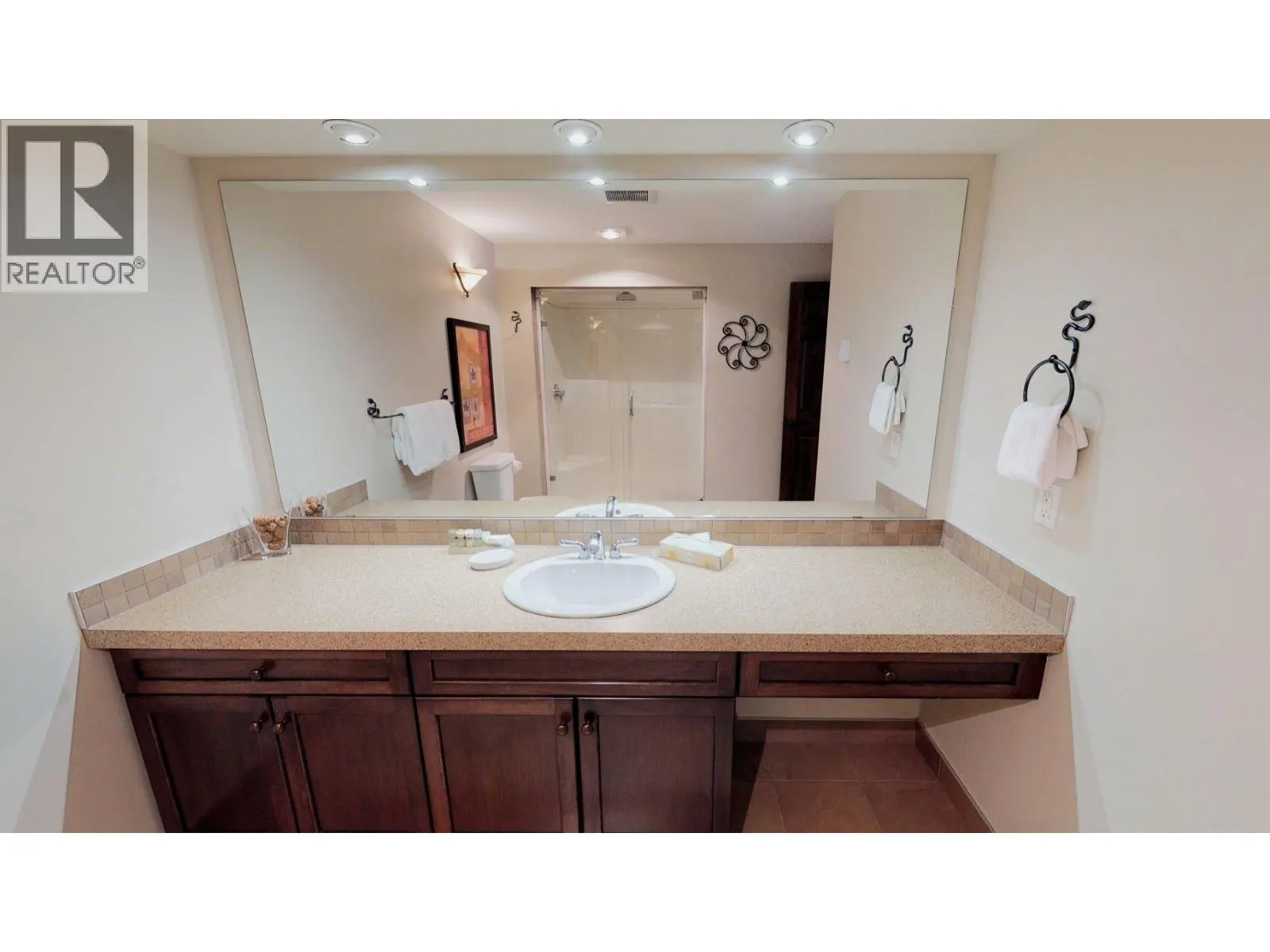 600 BIGHORN Boulevard Unit# 634 C