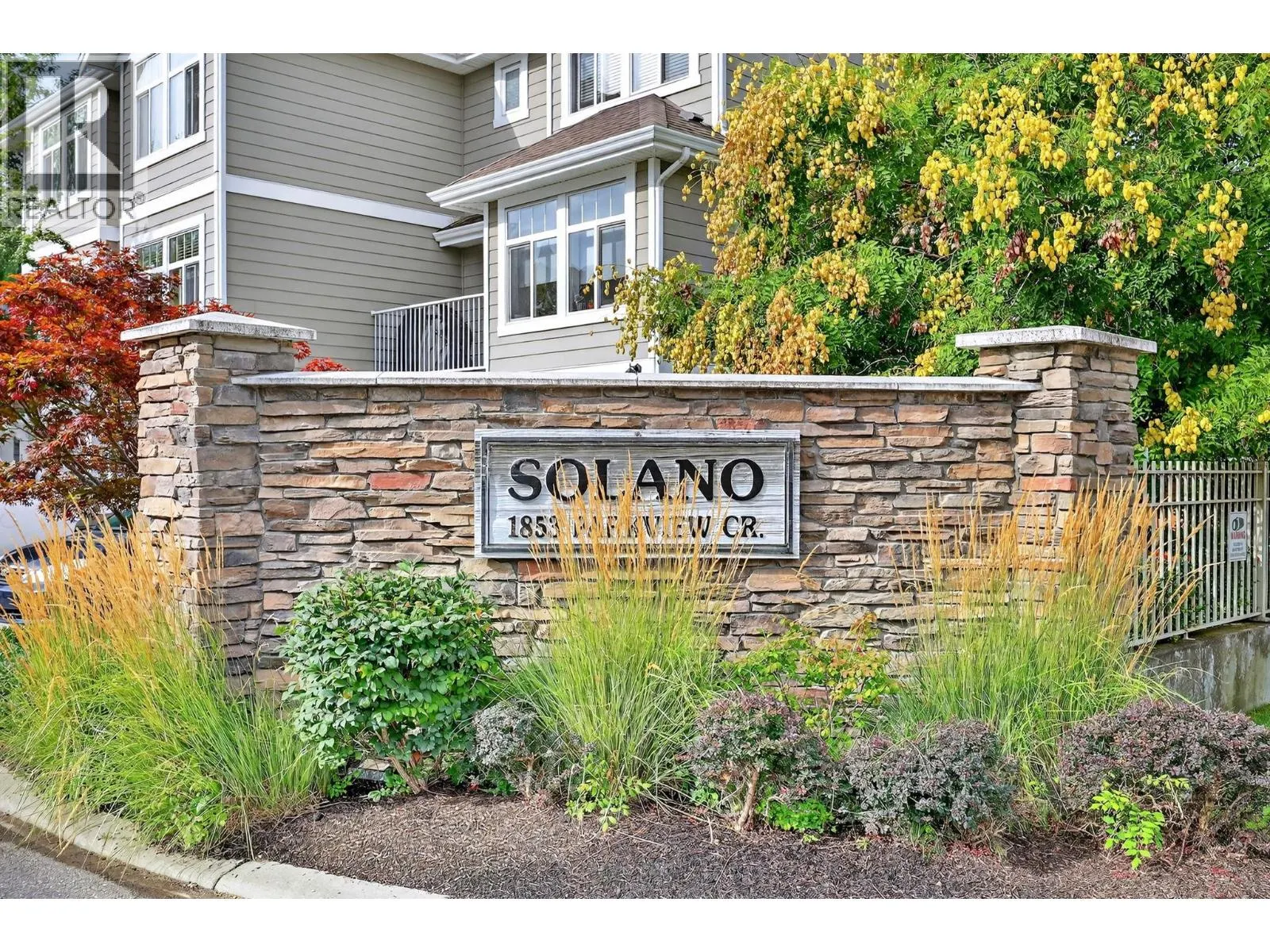 1853 Parkview Crescent Unit# 6