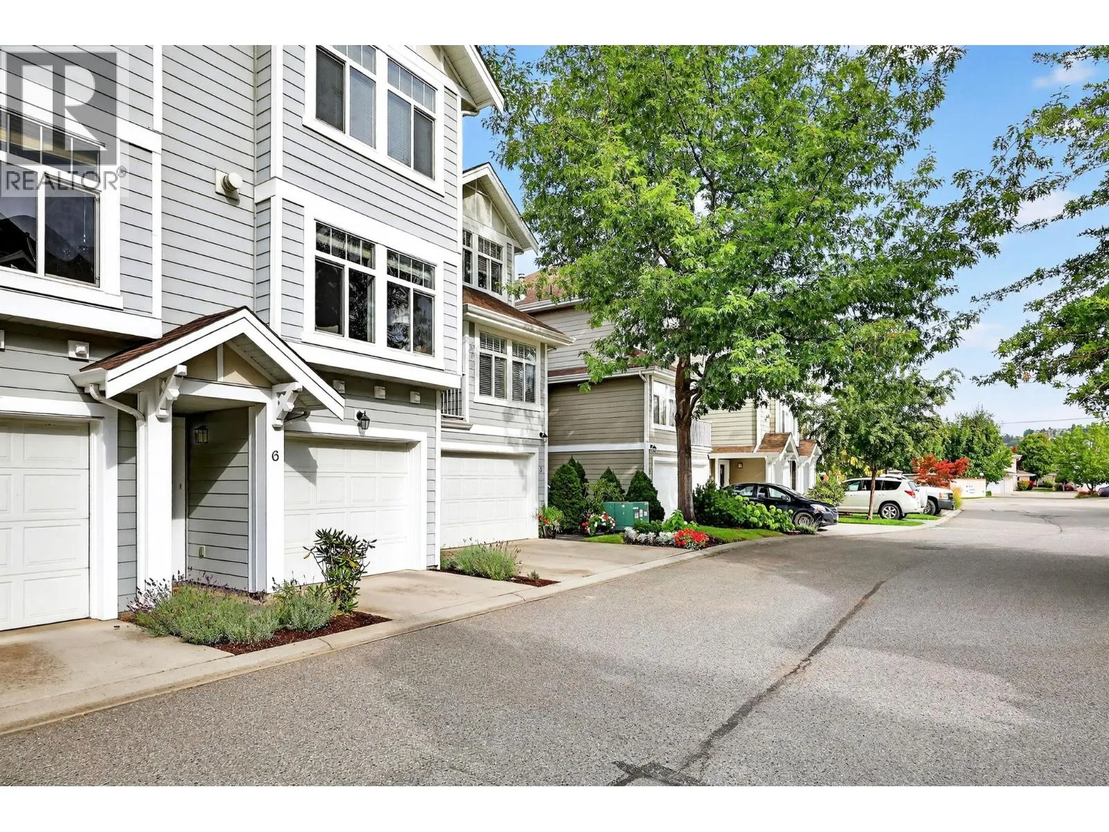 1853 Parkview Crescent Unit# 6
